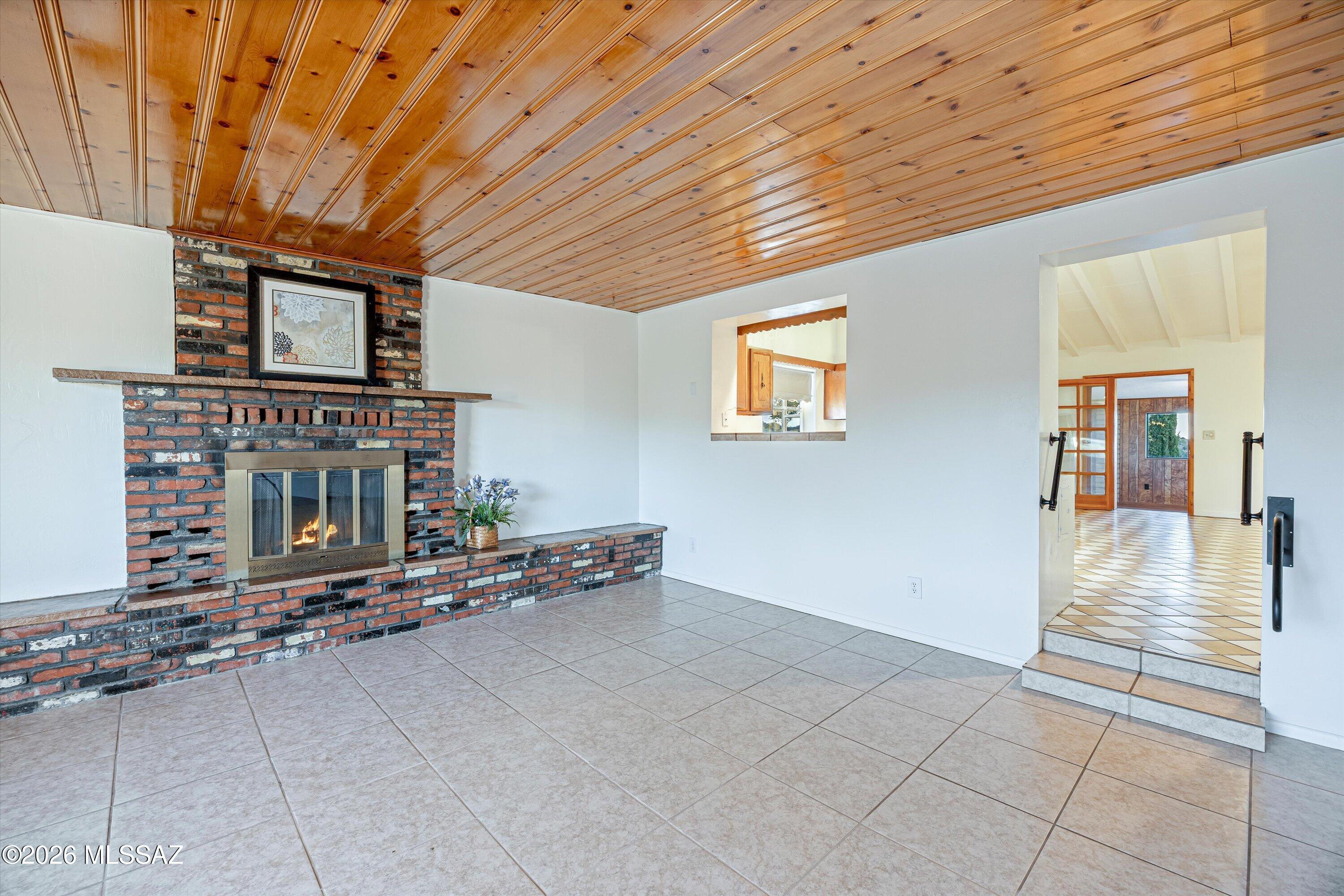 Holycross Canyon - Residential