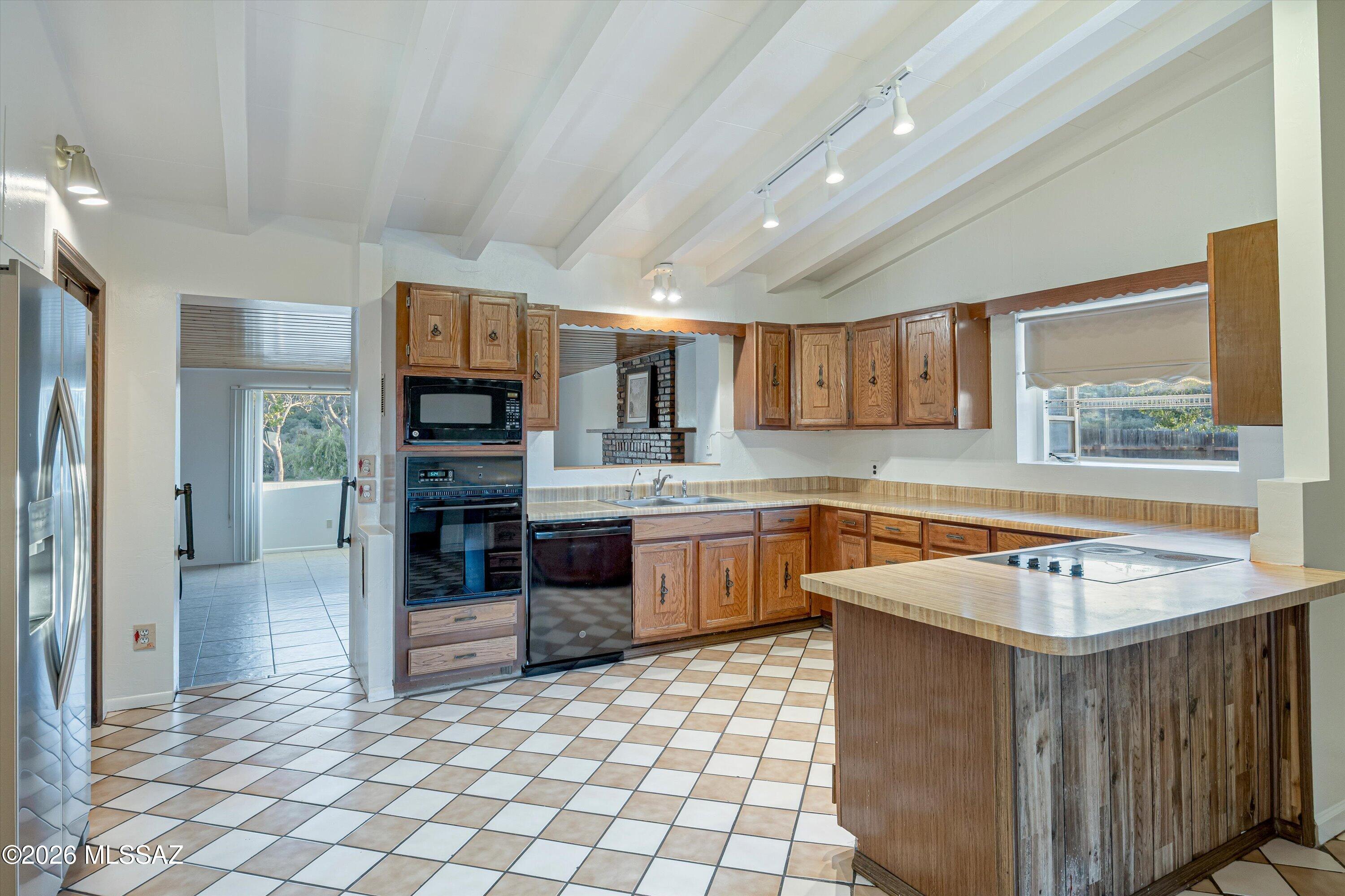 Holycross Canyon - Residential