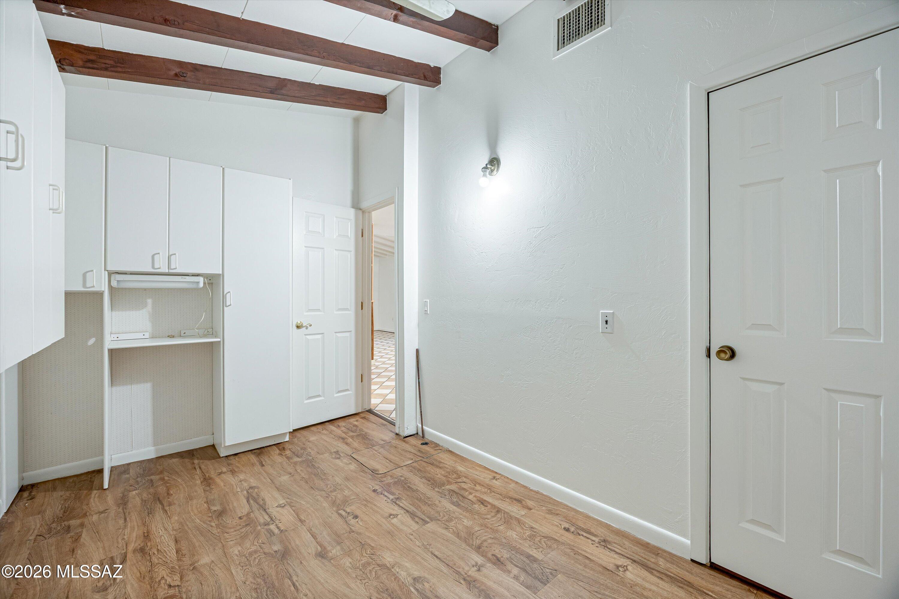 Holycross Canyon - Residential