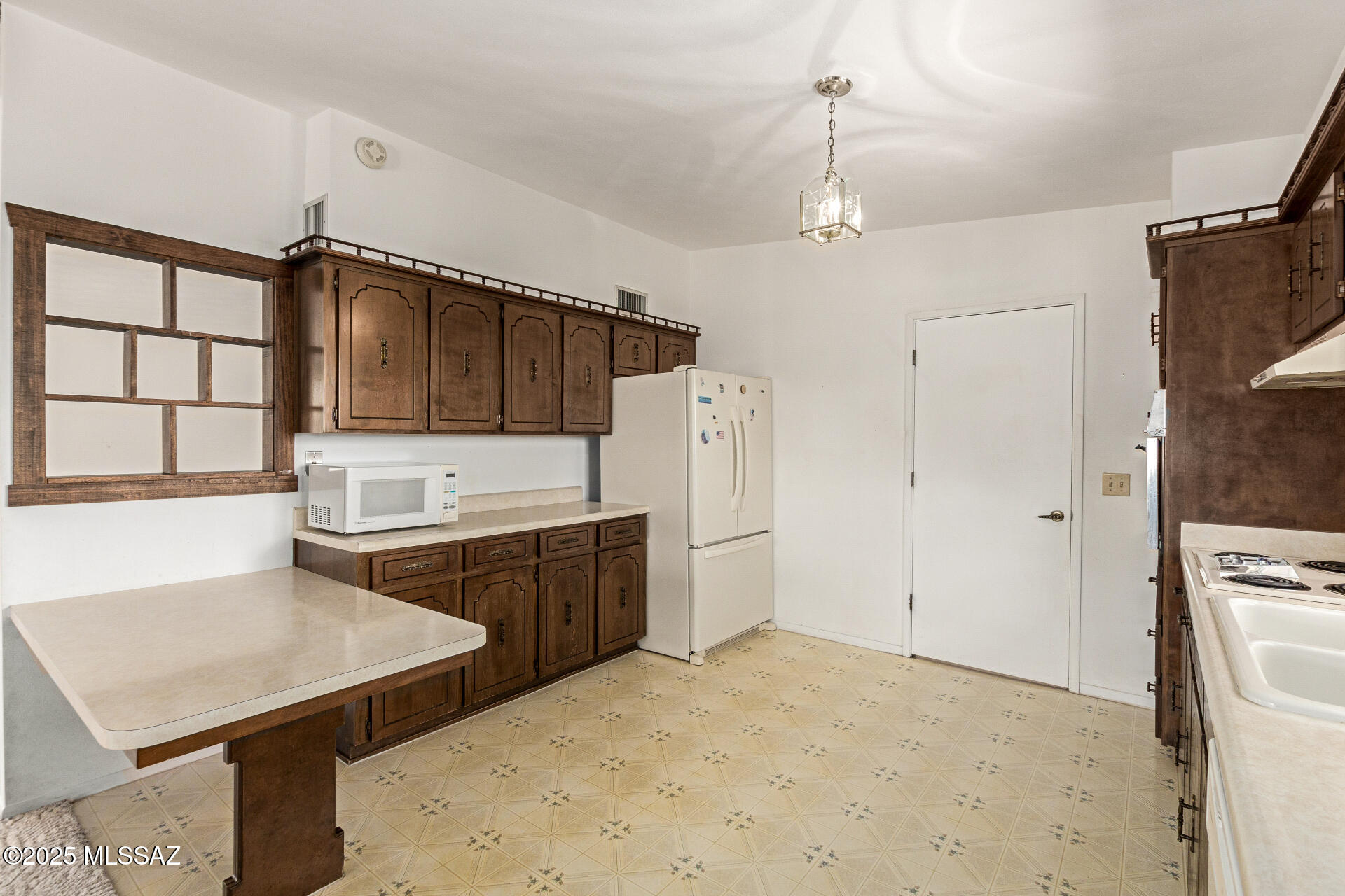 New Tucson Unit NO. 4 (1-203) - Residential