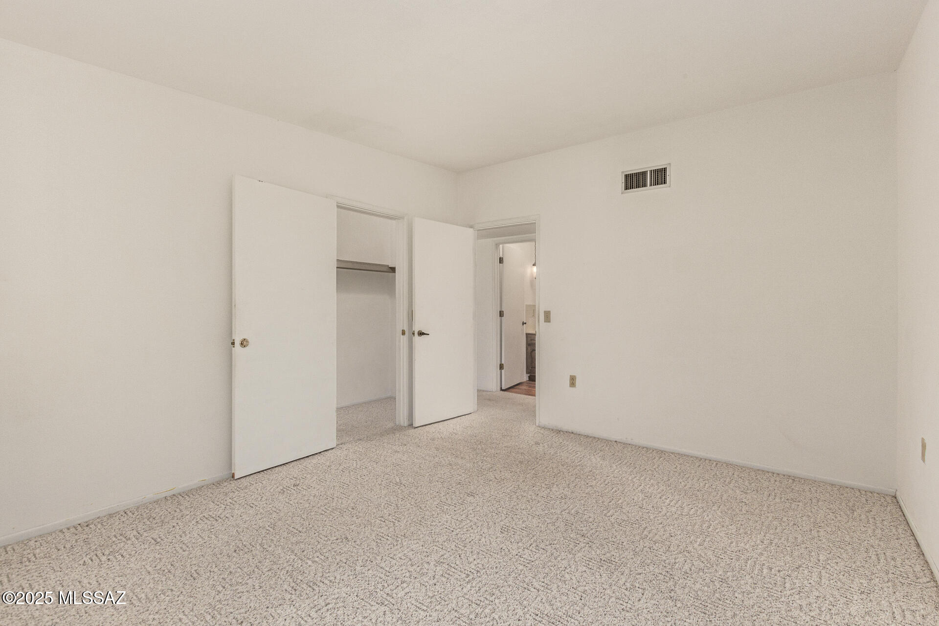 New Tucson Unit NO. 4 (1-203) - Residential