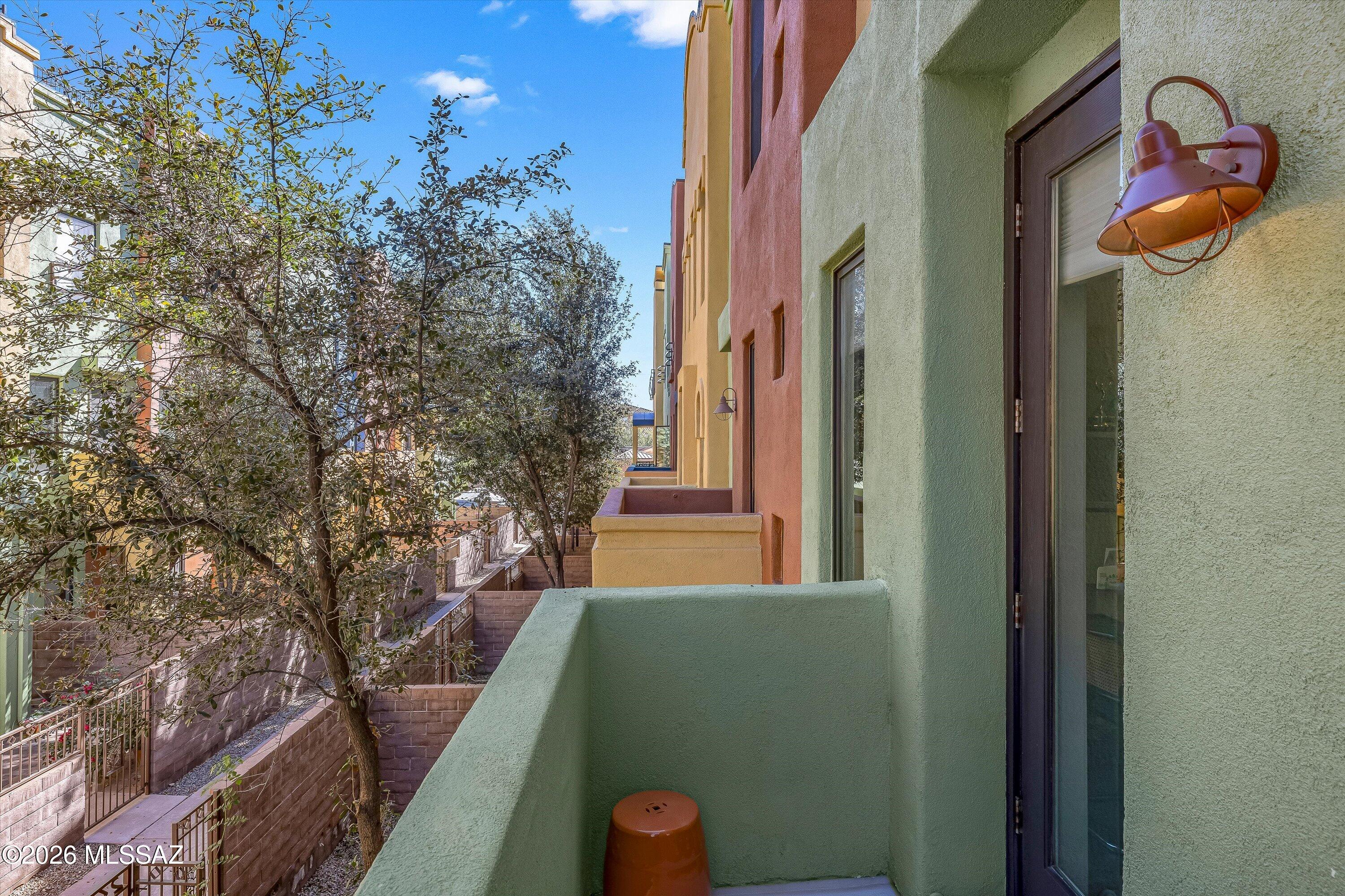 River Walk (1-140) - Residential