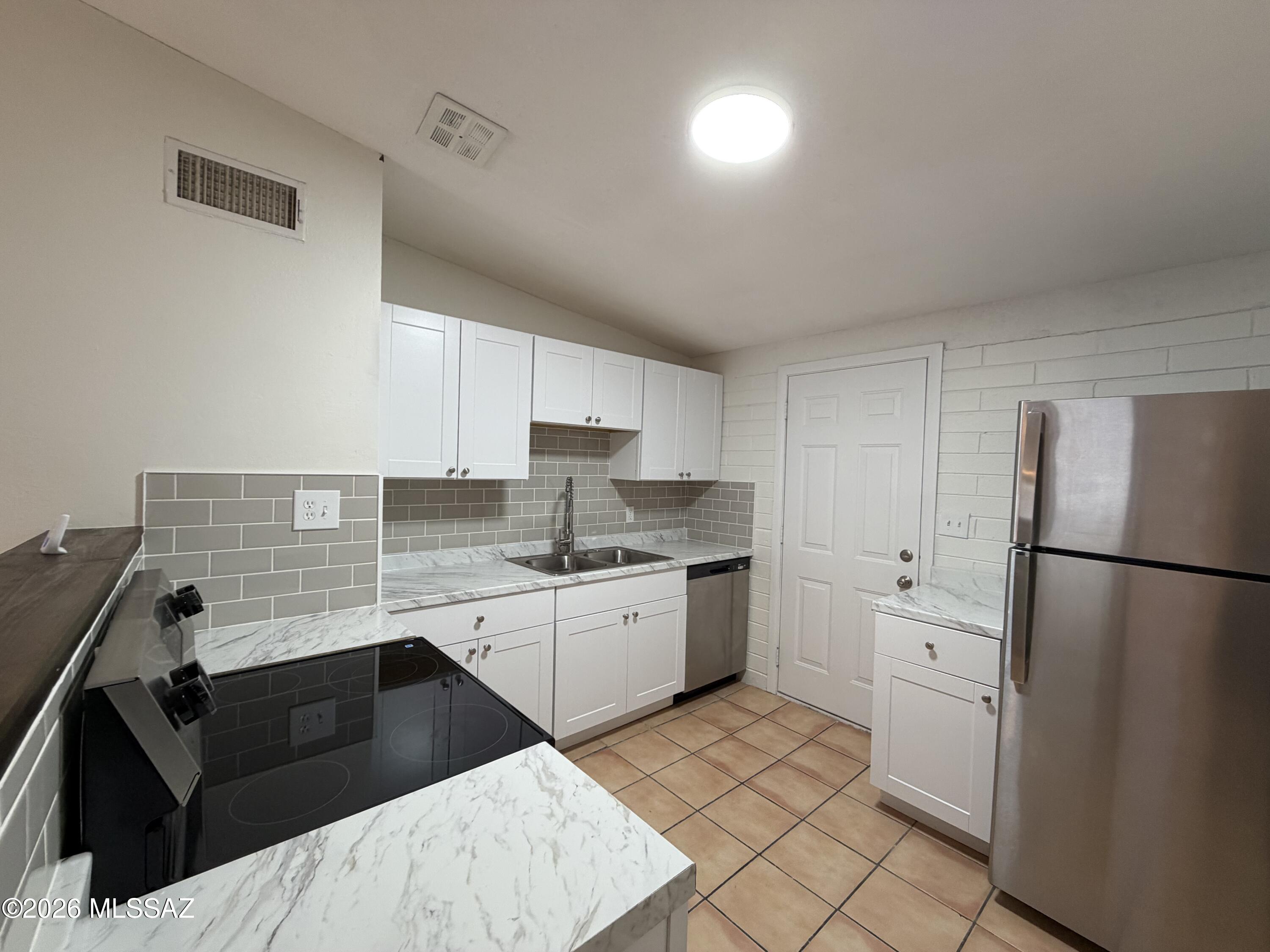 Deseret Heights - Residential Lease
