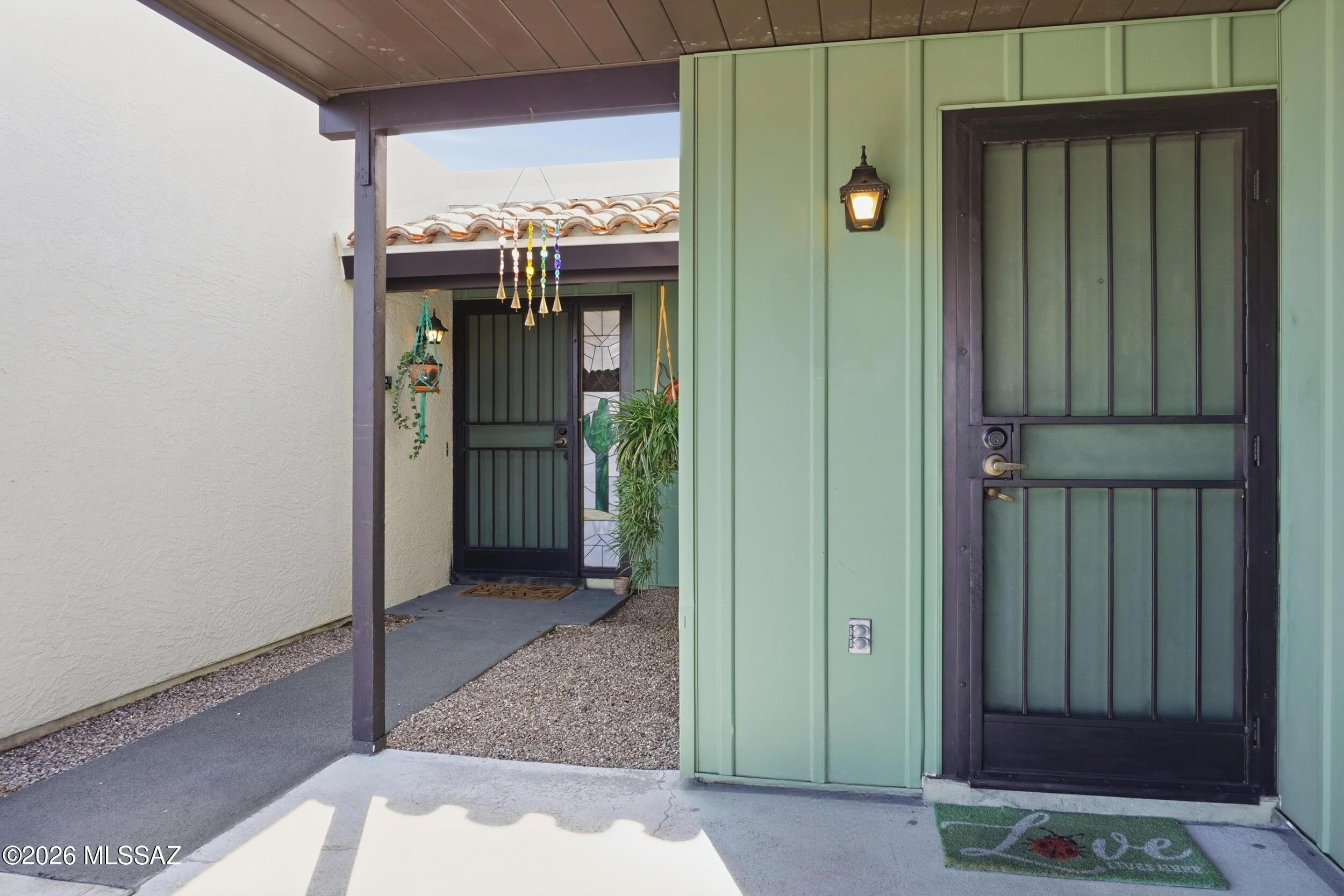 Privacy, natural light, and beautiful desert surroundings set this Green Valley townhome apart! With no rear neighbors and open space directly behind the home, enjoy peaceful views, gorgeous Arizona sunsets, and a private backyard setting. Inside, the home is beautifully maintained, bright, and welcoming--and it shows! This home has received so many compliments from agents who have toured it. Located within the Green Valley Recreation community, enjoy access to recreation centers, pools, fitness facilities, social activities, and more. Perfect as a full-time home or seasonal retreat. Come take a look at this beauty!