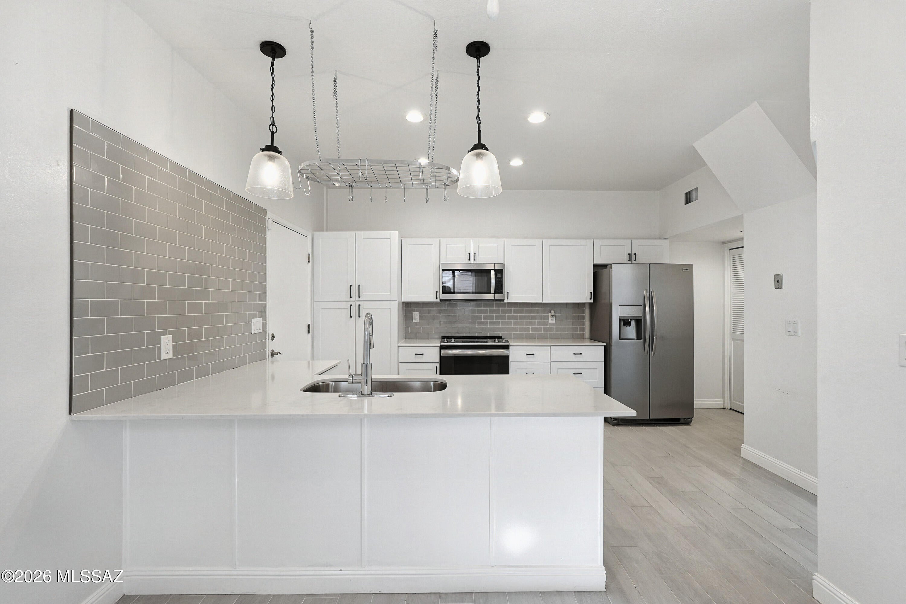 Chapala (Townhouses) - Residential