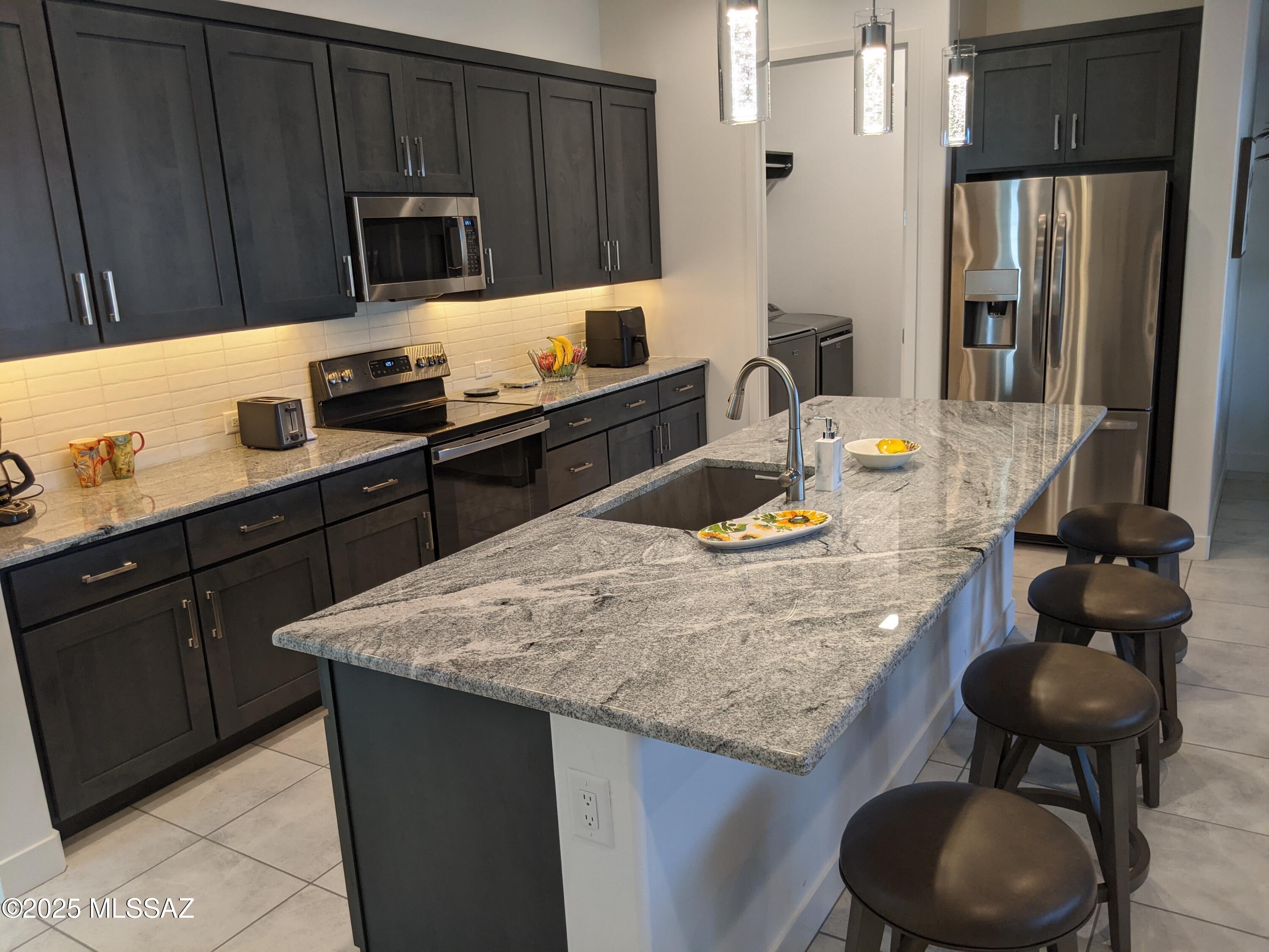 Saddlebrooke Ranch - Residential Lease