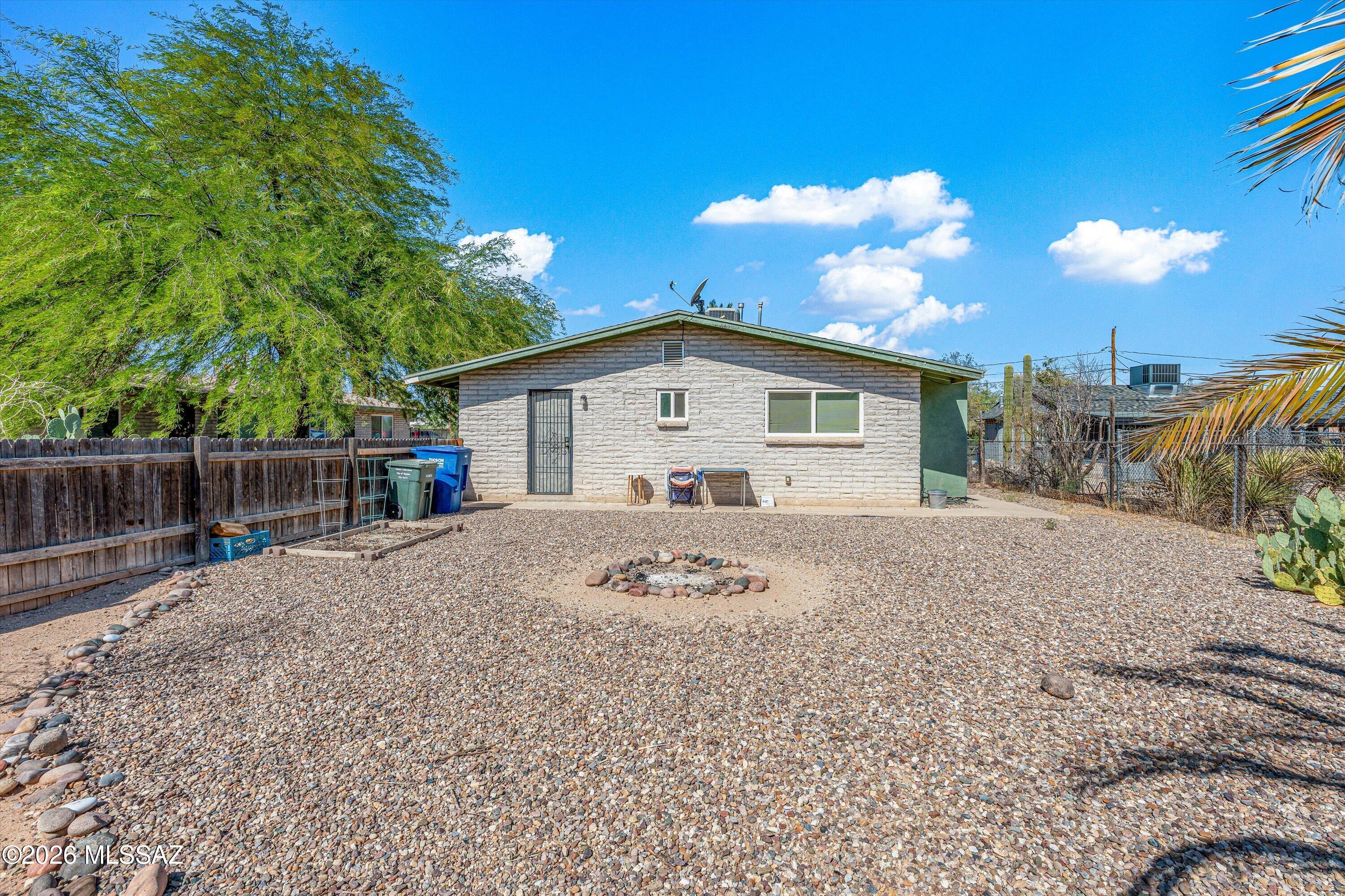 Catalina Farms - Residential Income