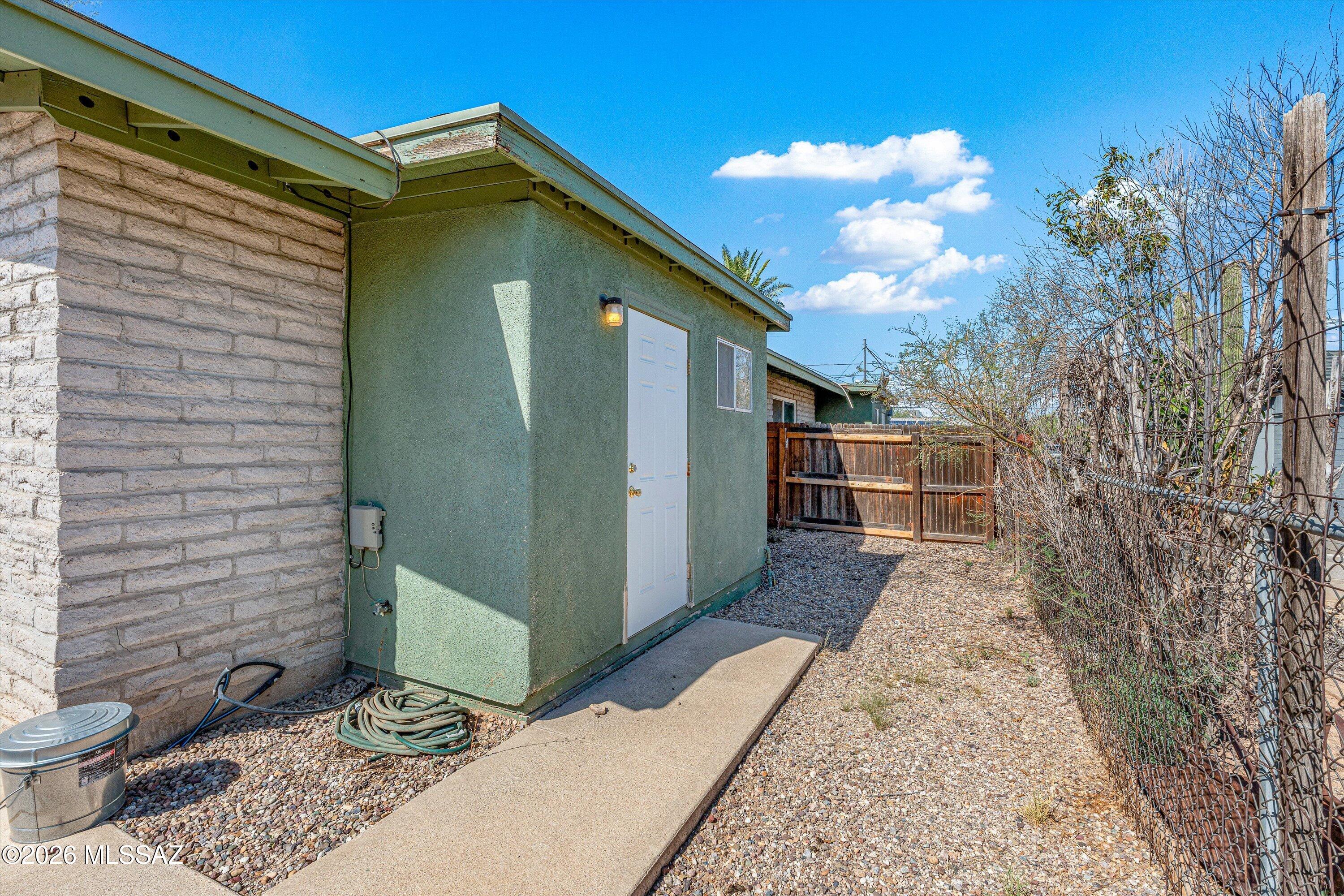 Catalina Farms - Residential Income