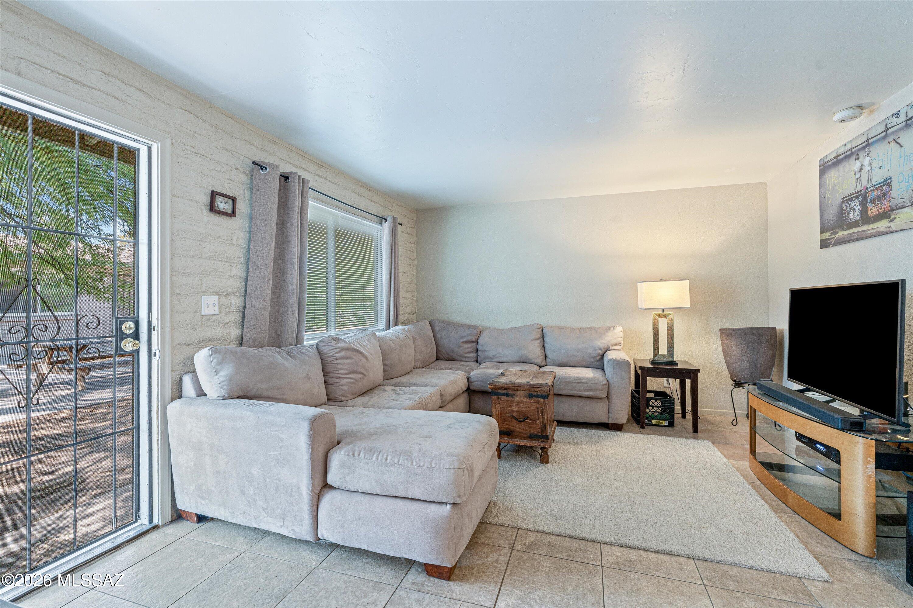 Catalina Farms - Residential Income