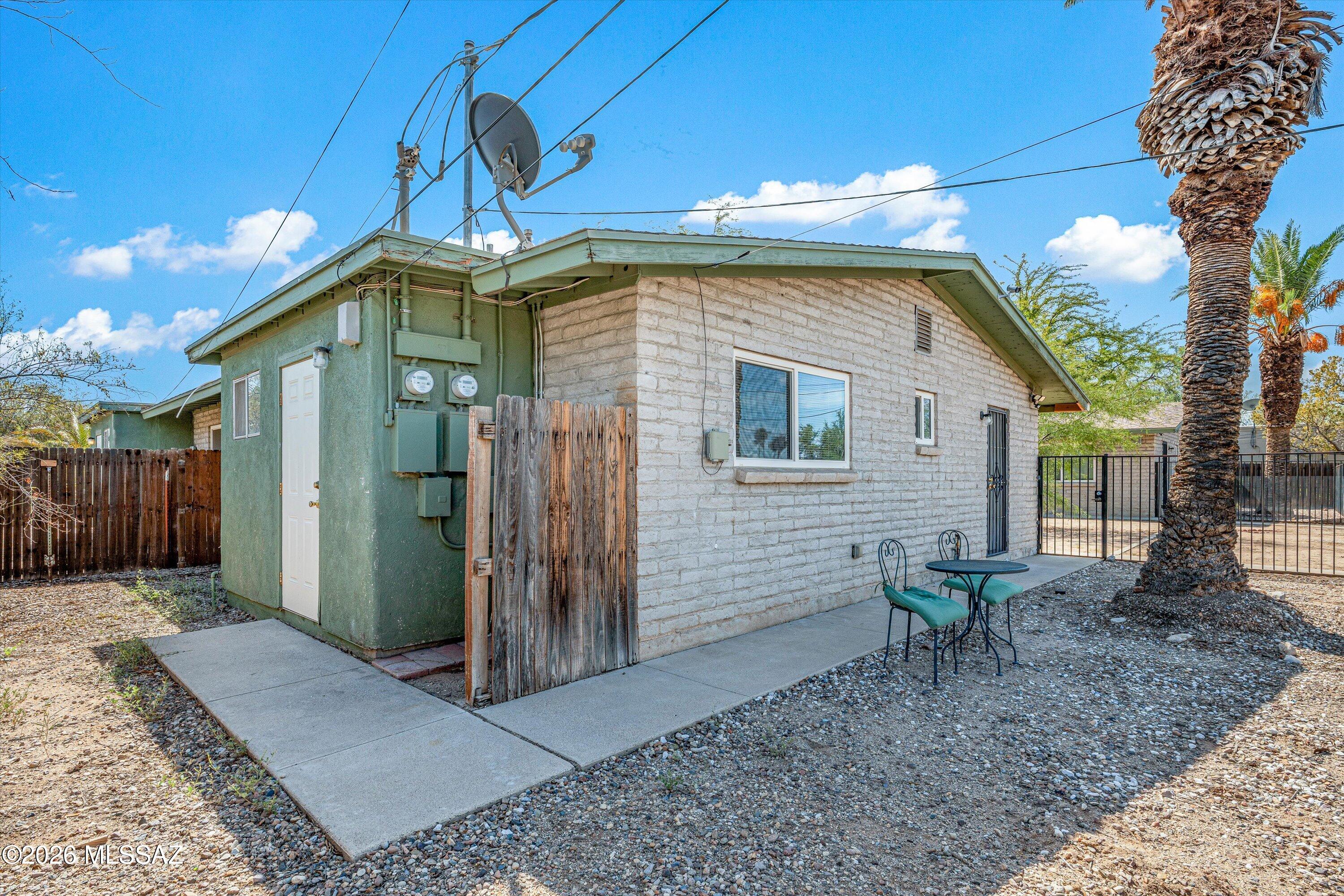 Catalina Farms - Residential Income