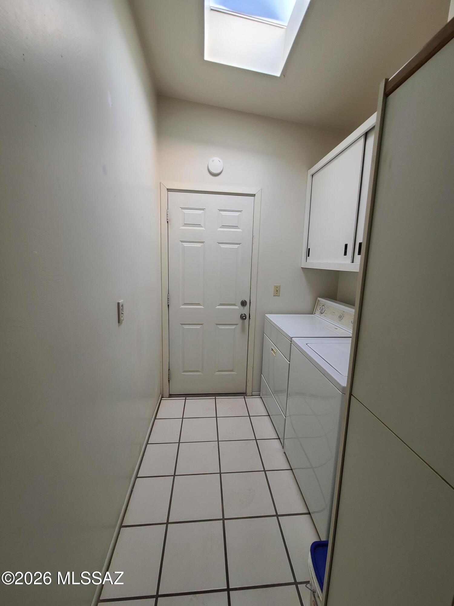 Broadway East (254-390) - Residential