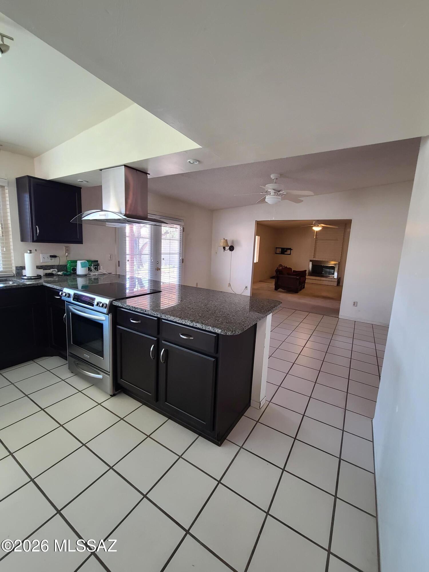 Broadway East (254-390) - Residential