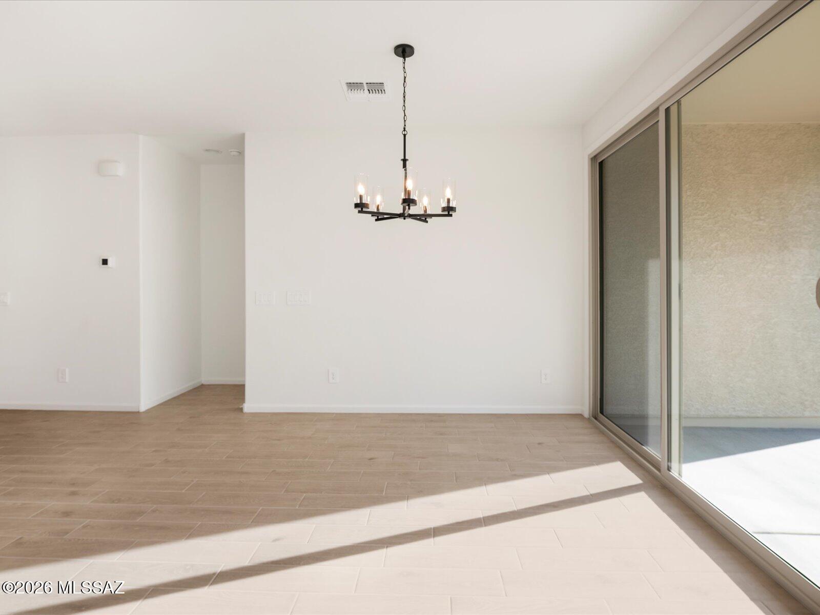 Entranda Del Toro - Residential
