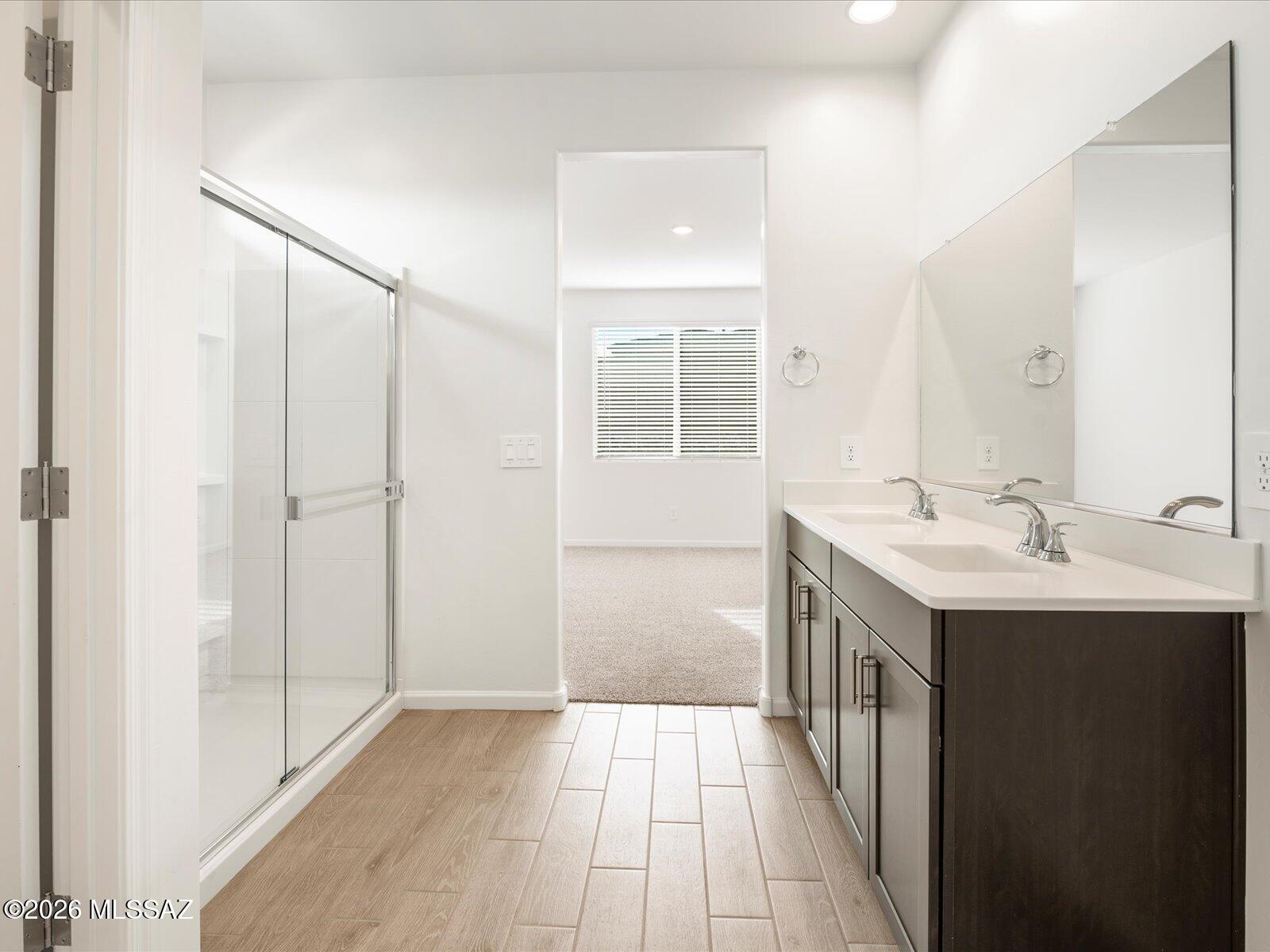 Entranda Del Toro - Residential
