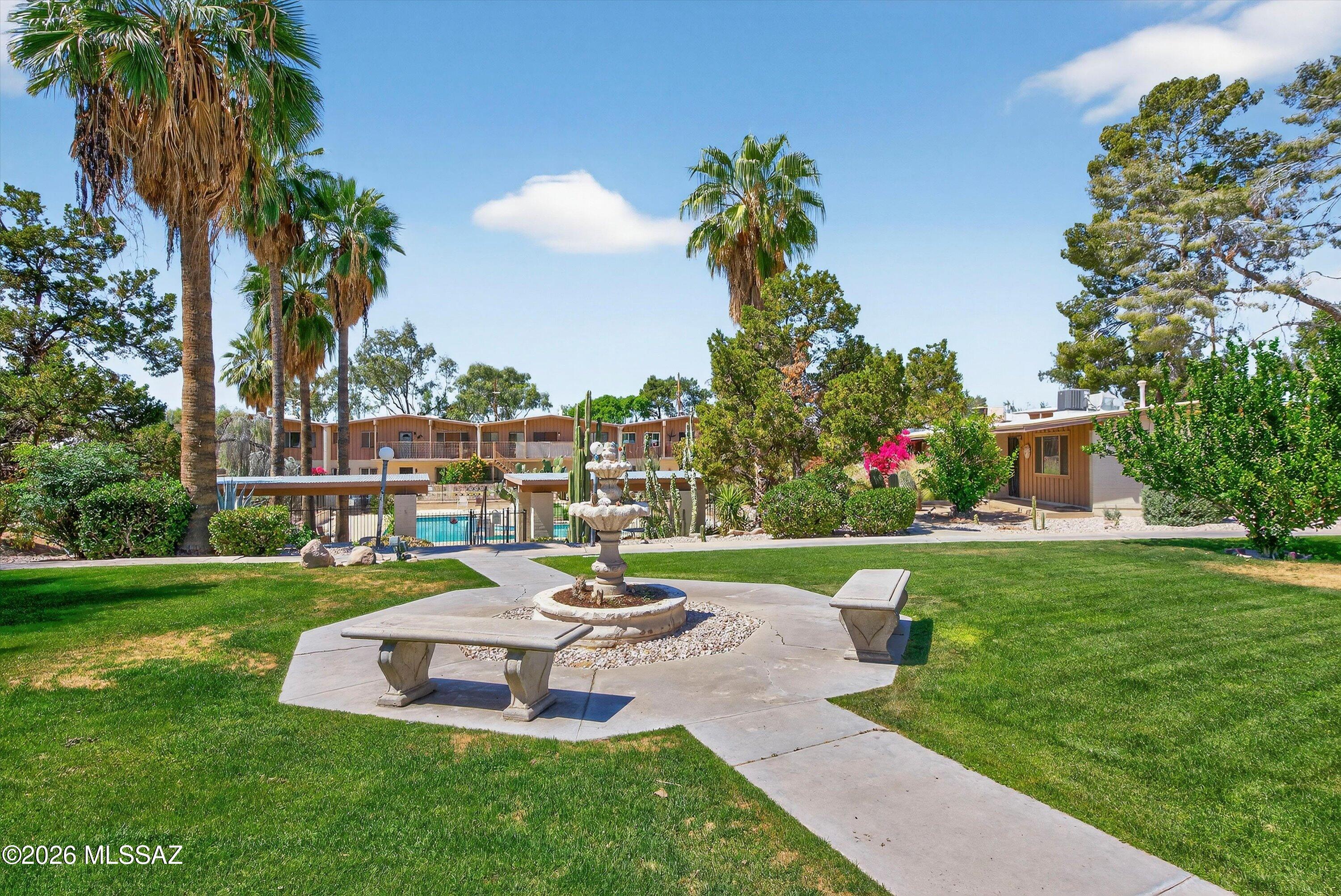 Oracle North Condominiums - Residential