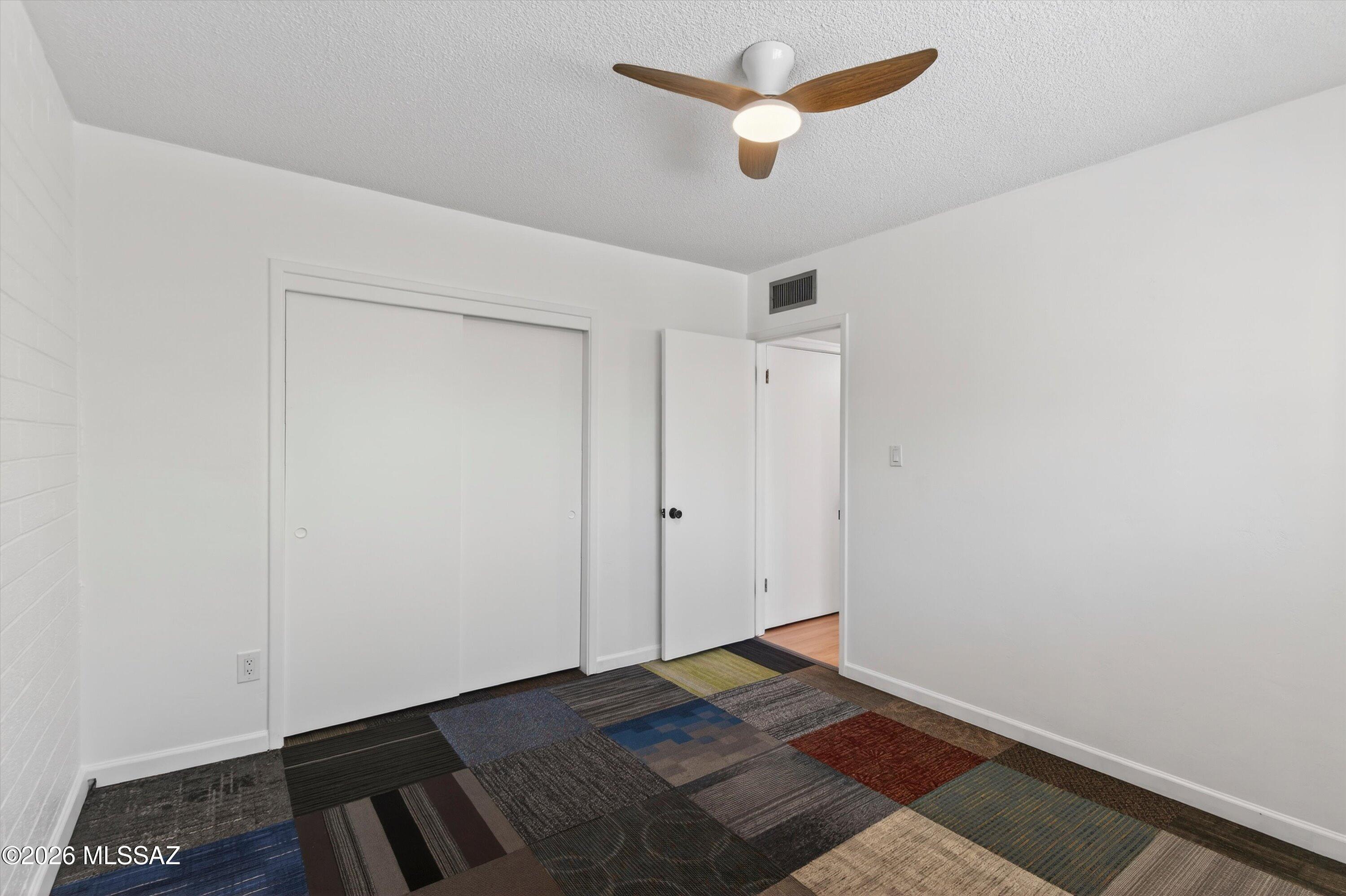 Oracle North Condominiums - Residential