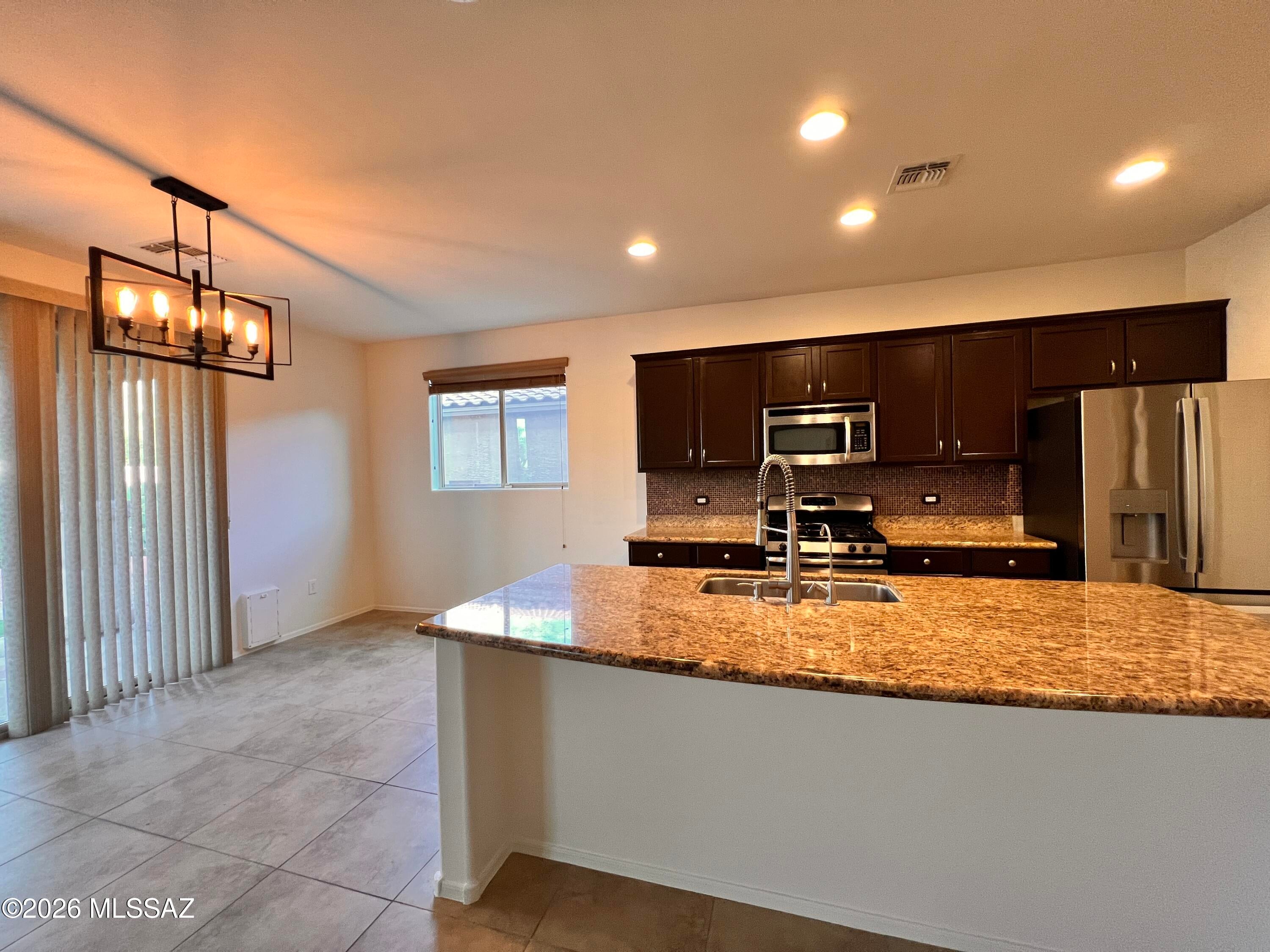 Rancho Vistoso Neighborhood 10 - Residential Lease