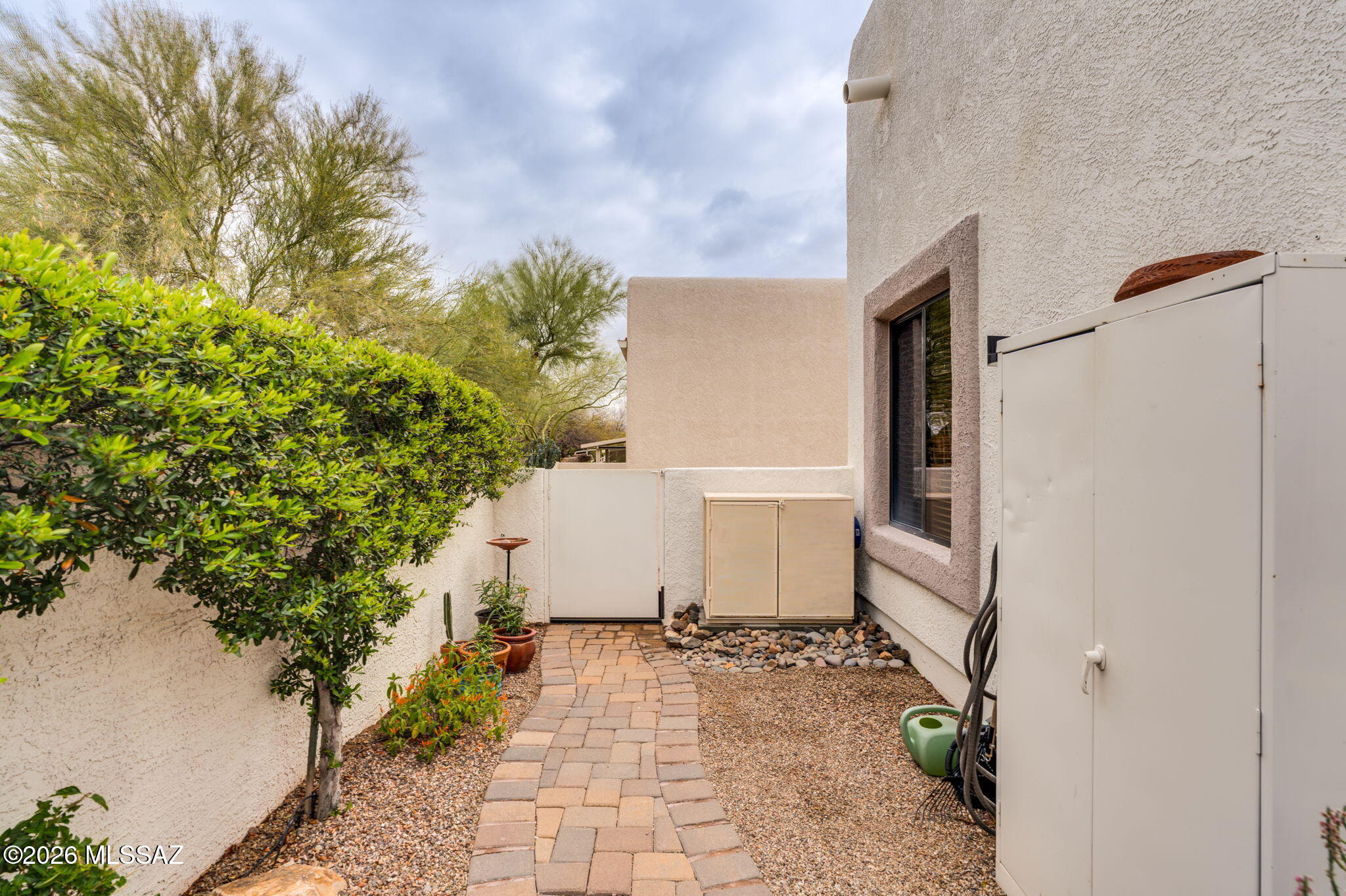 Valley Lane Townhomes (135-169) - Residential