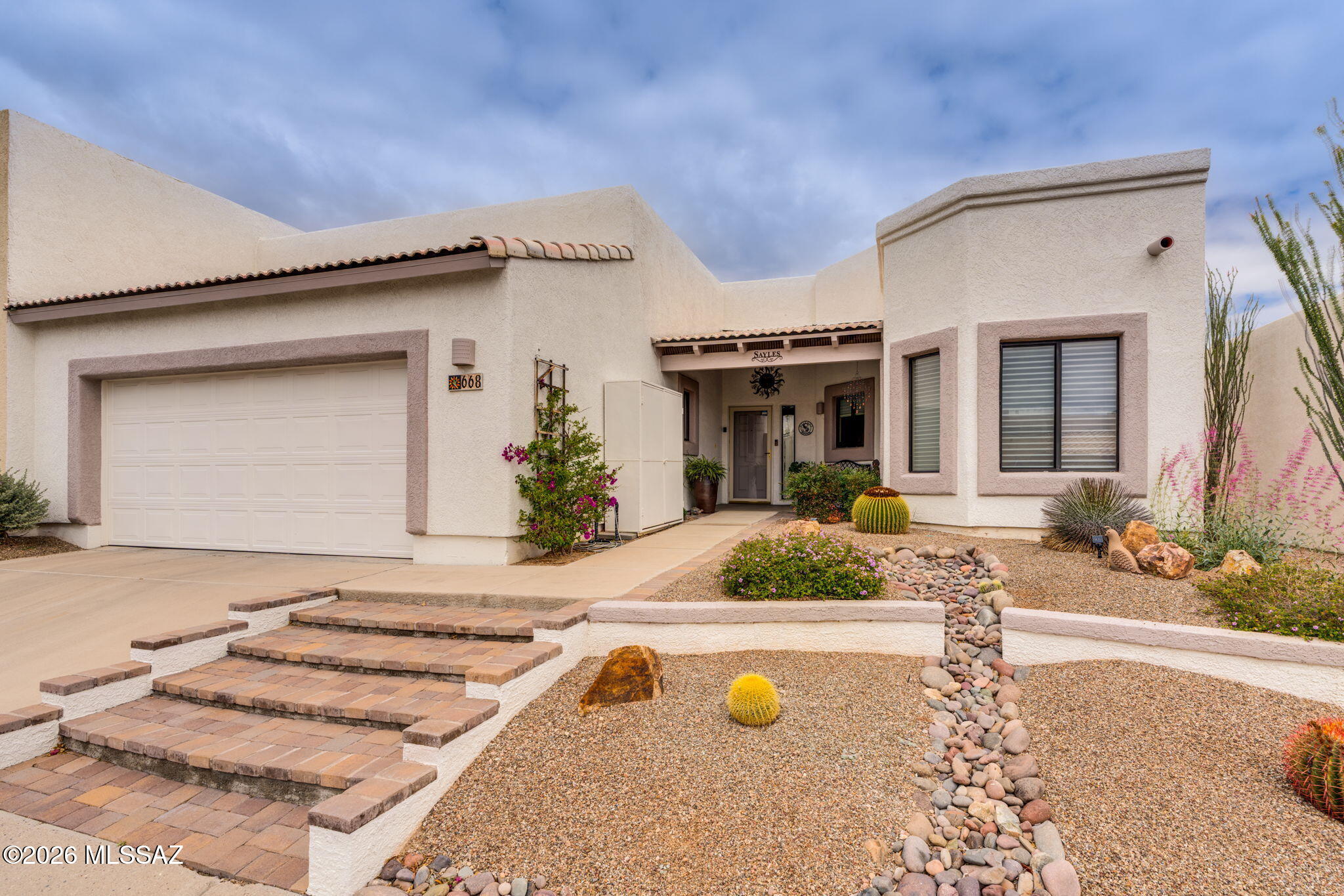 Valley Lane Townhomes (135-169) - Residential