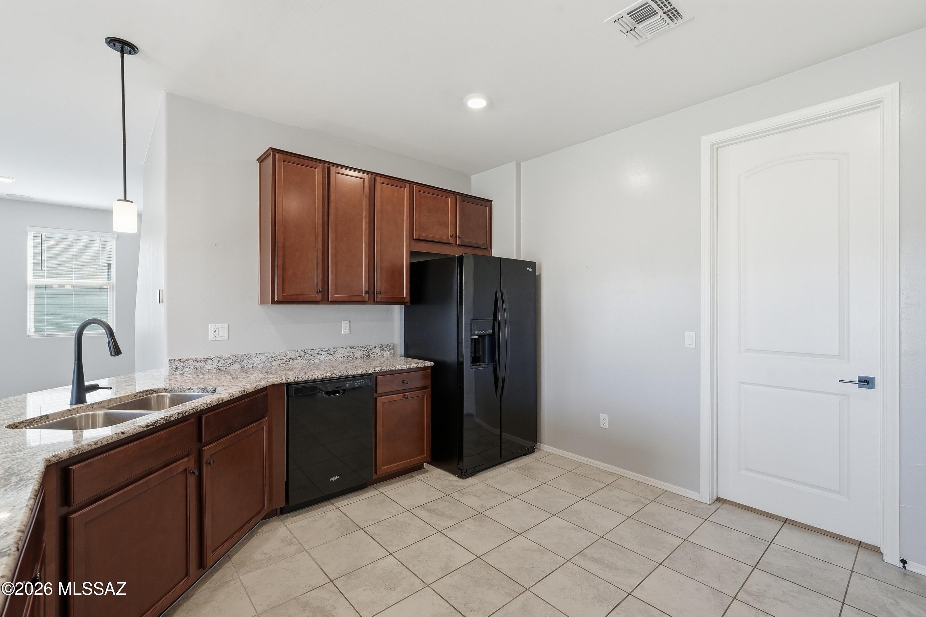Bella Tierra - Residential Lease