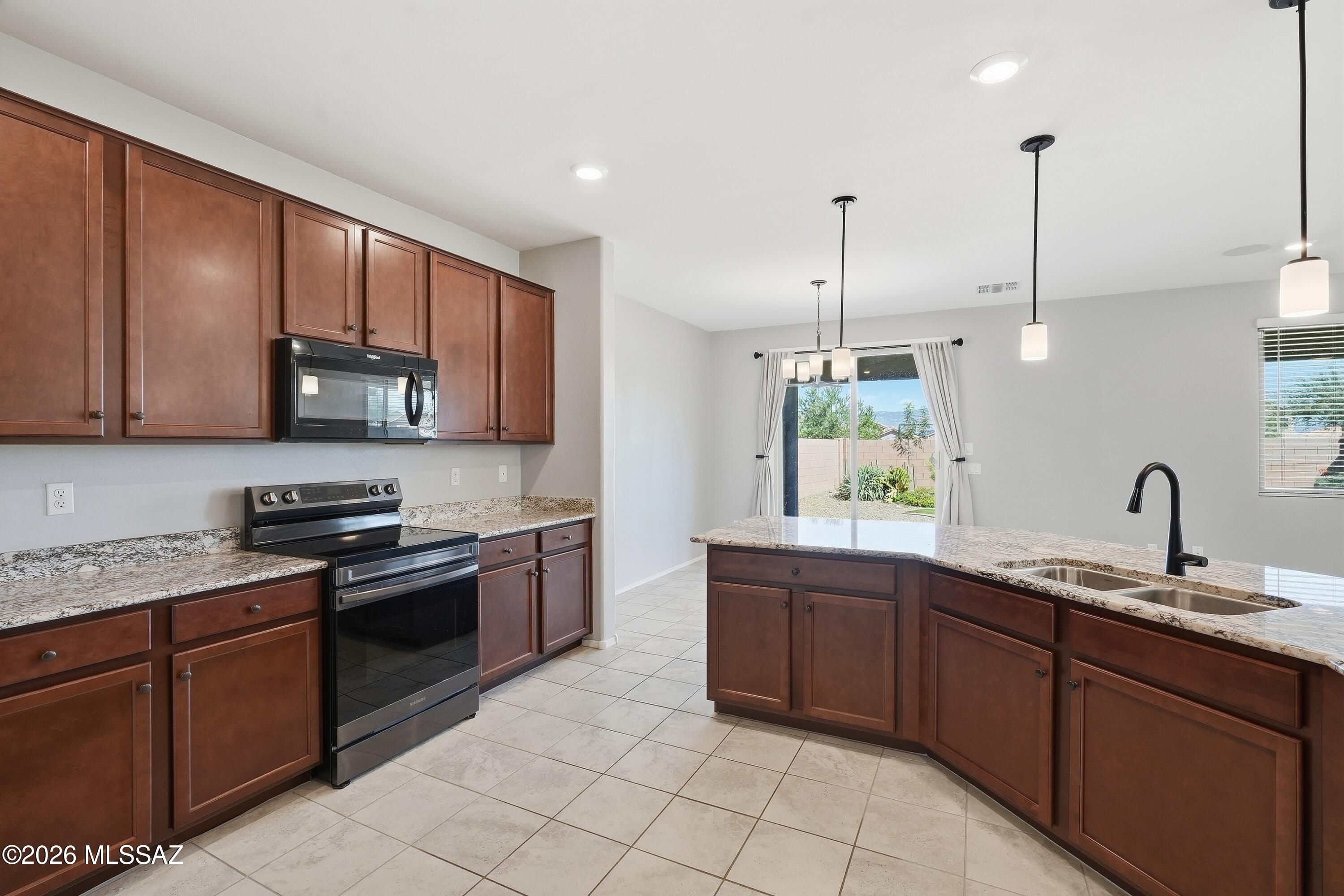 Bella Tierra - Residential Lease