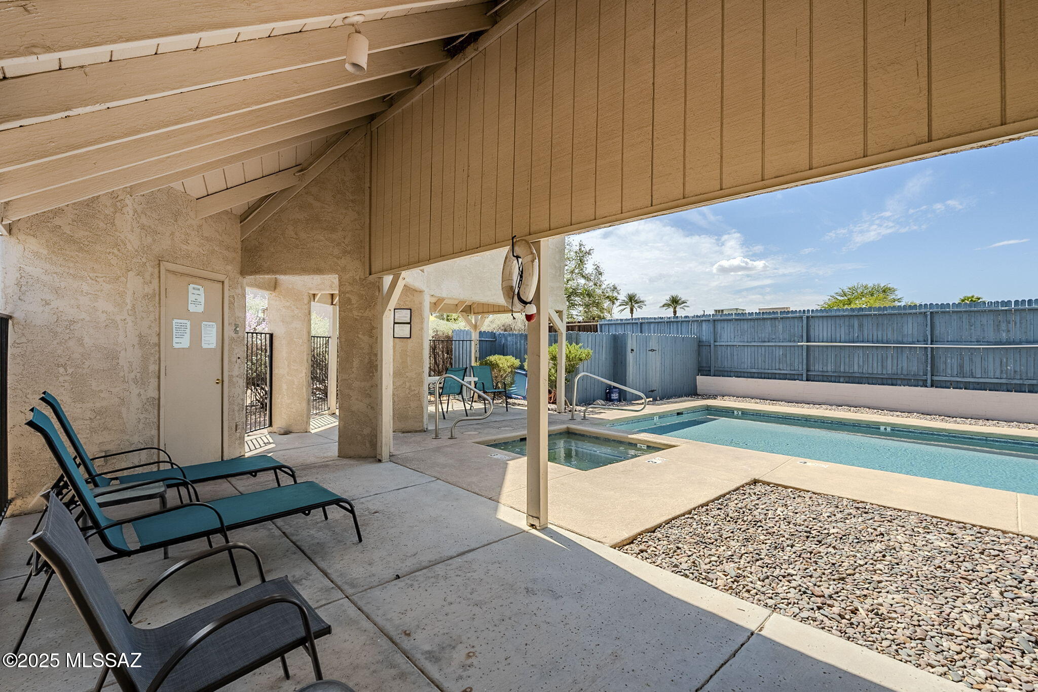 2601 E. Prince Rd. (1-20) - Residential