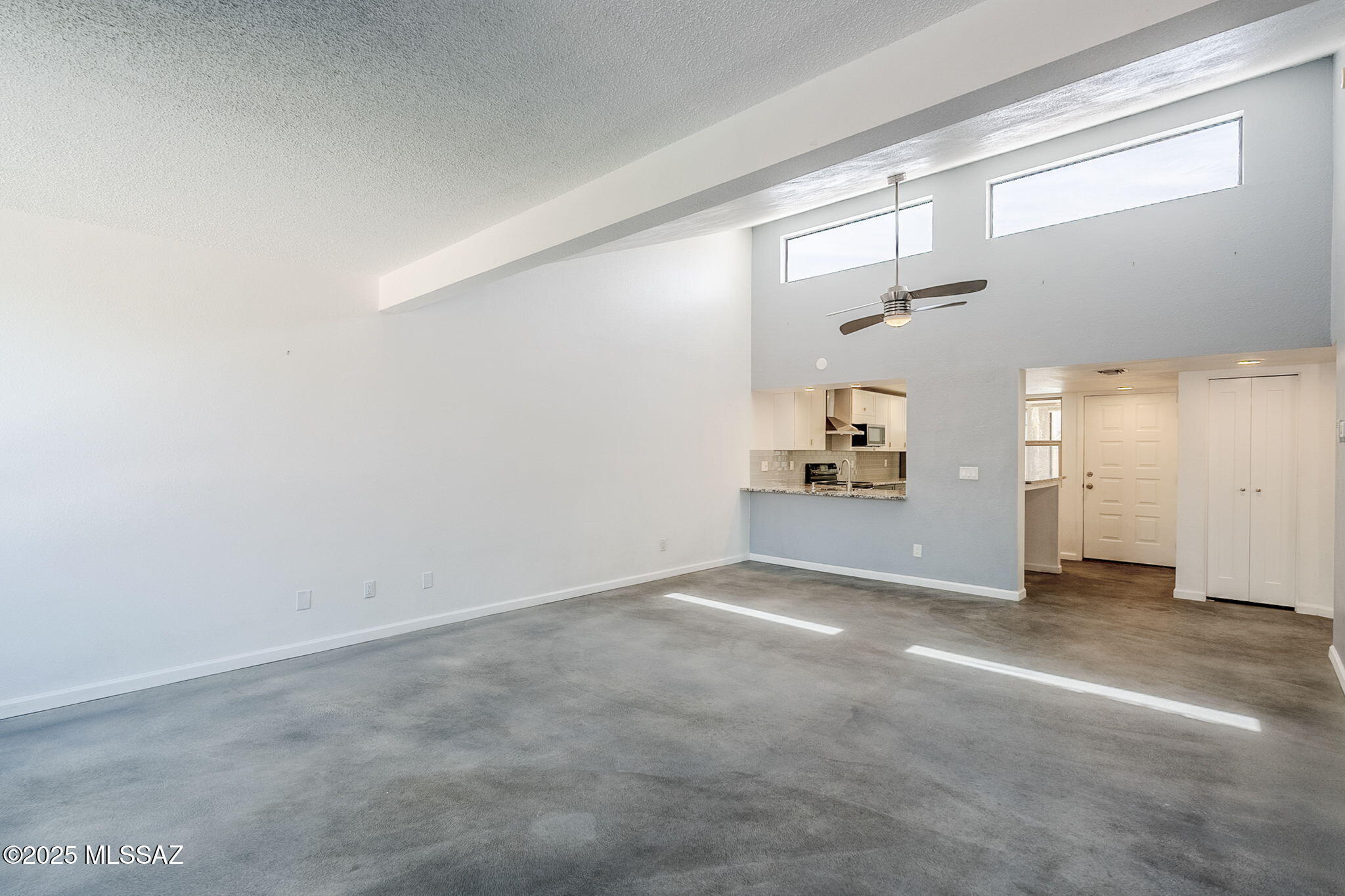 2601 E. Prince Rd. (1-20) - Residential