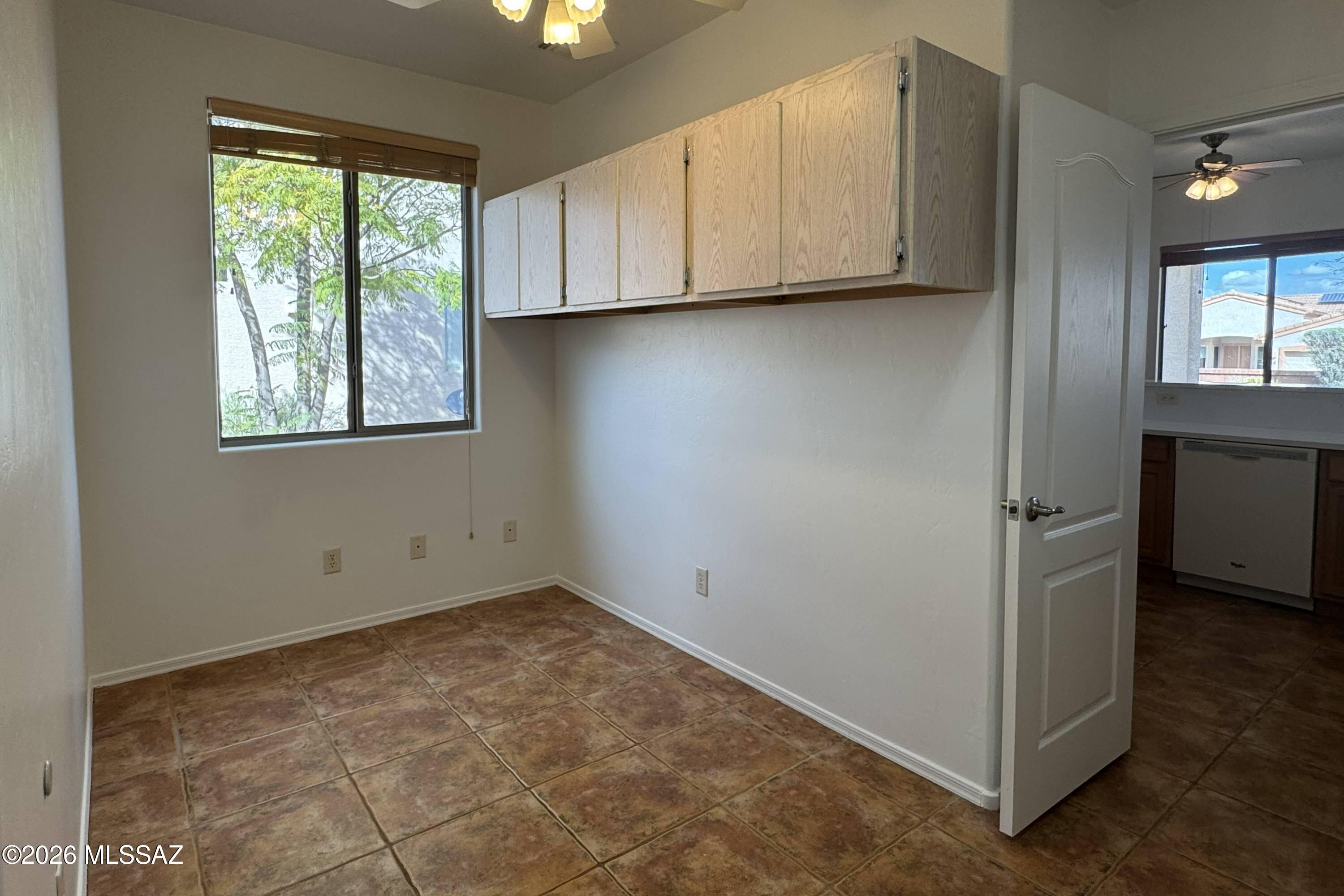 Las Campanas BLK H (1-84) - Residential