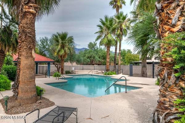 River Grove Condos. - Residential