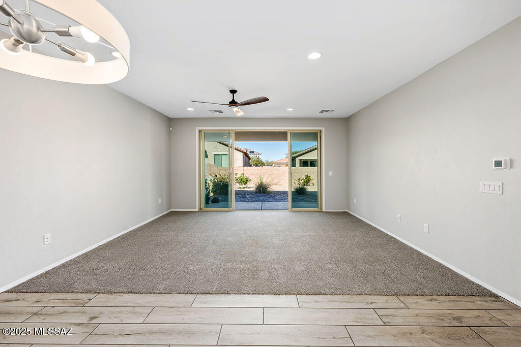 Entrada Del Rio - Residential