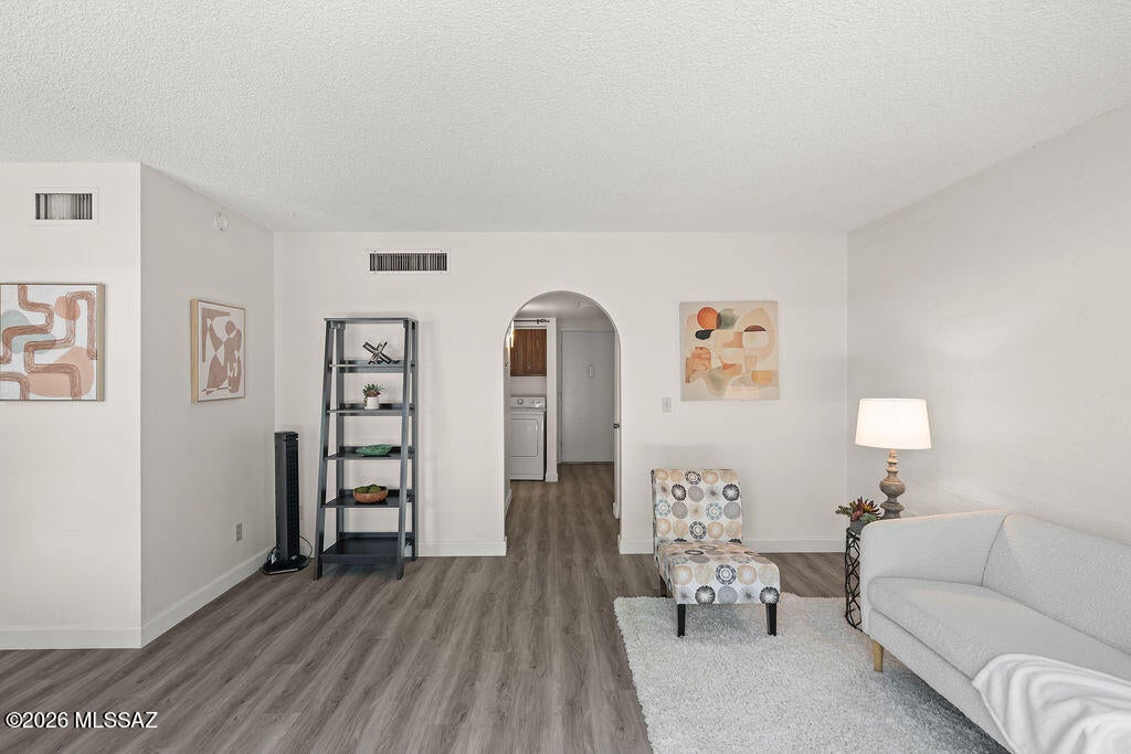 Tucson Prince Townhouses - Residential