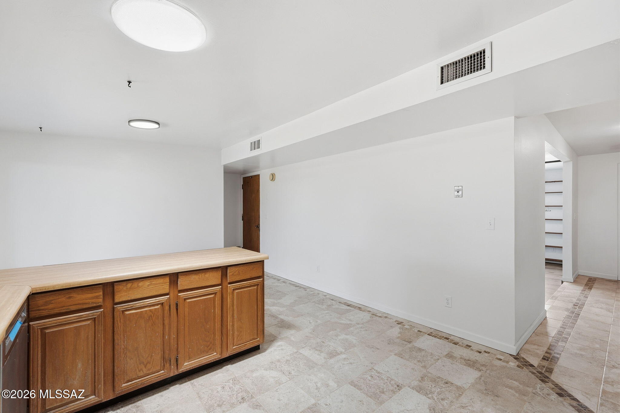 Essex Gardens East (1-44) - Residential