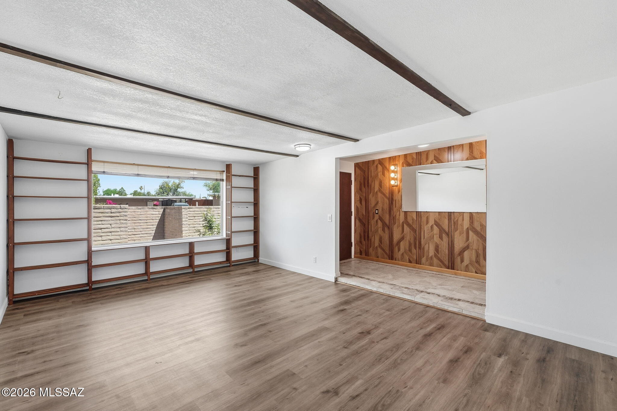 Essex Gardens East (1-44) - Residential