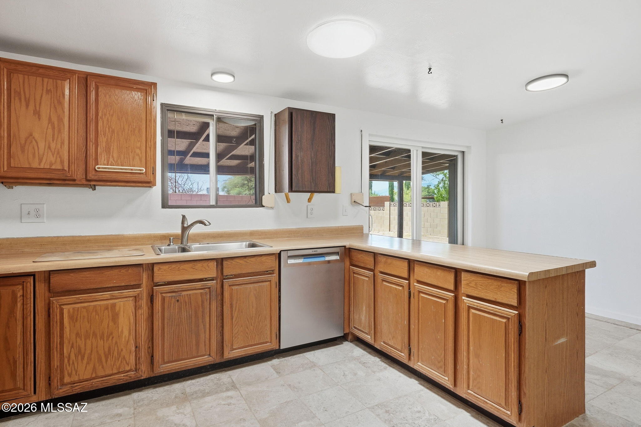 Essex Gardens East (1-44) - Residential