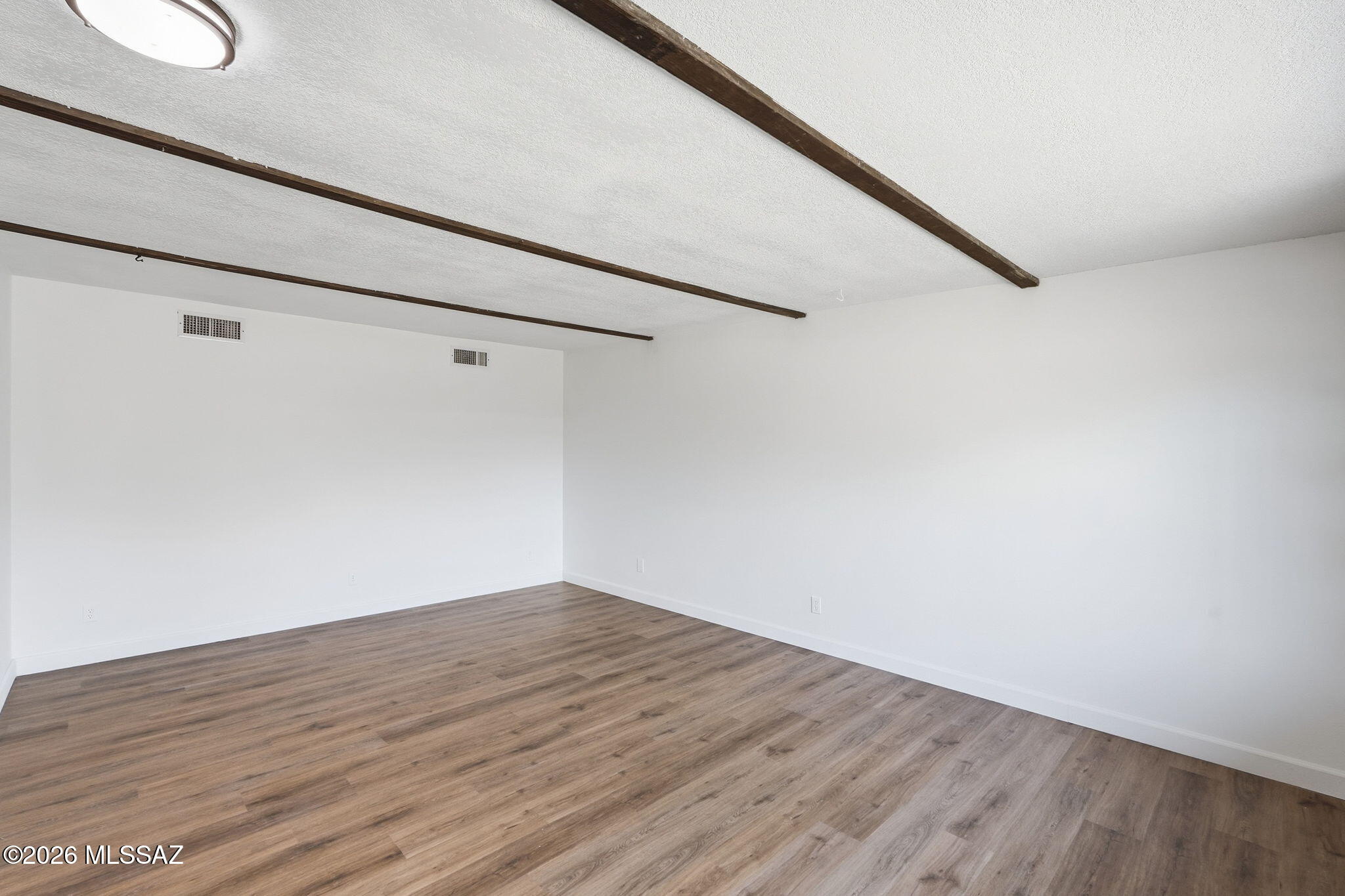 Essex Gardens East (1-44) - Residential