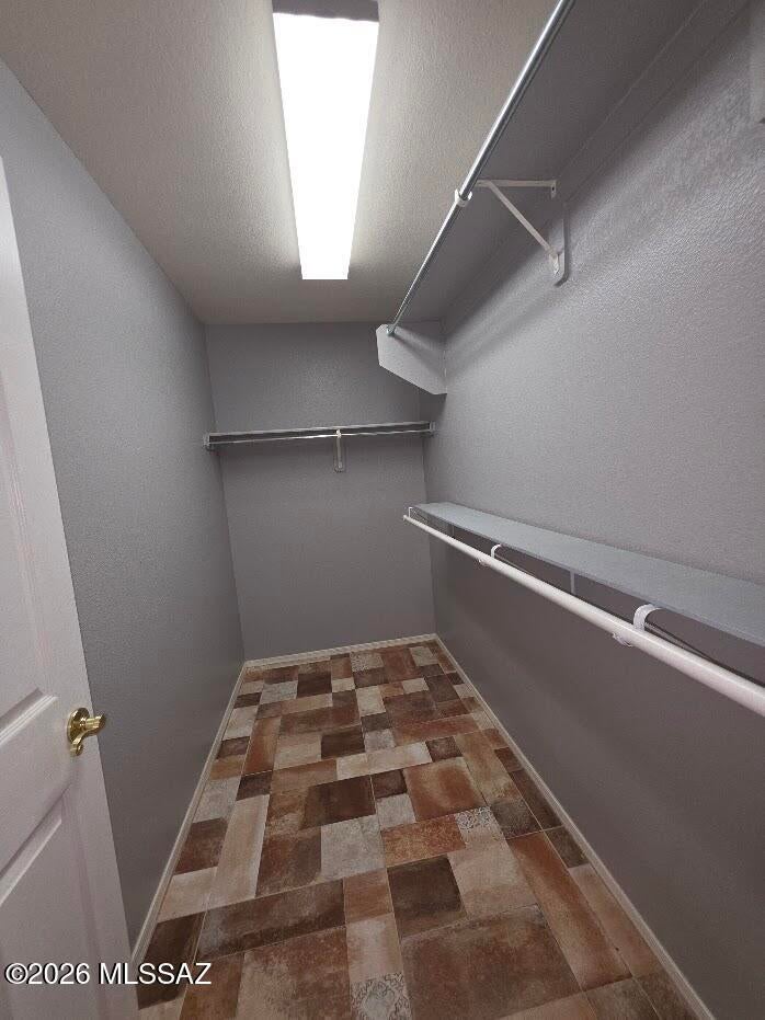 Black Horse (1-411) - Residential Lease