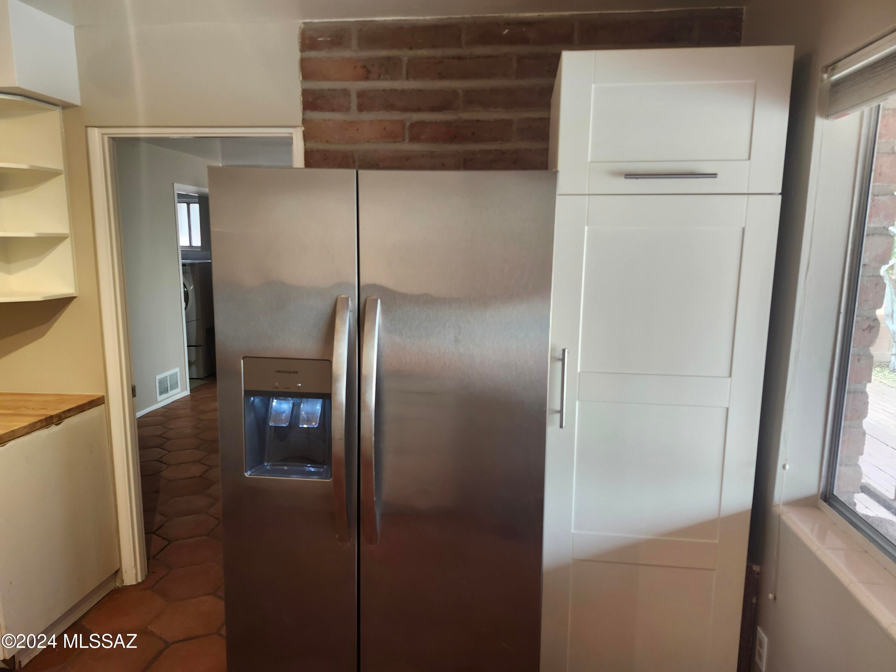 El Conquistador Estates - Residential Lease