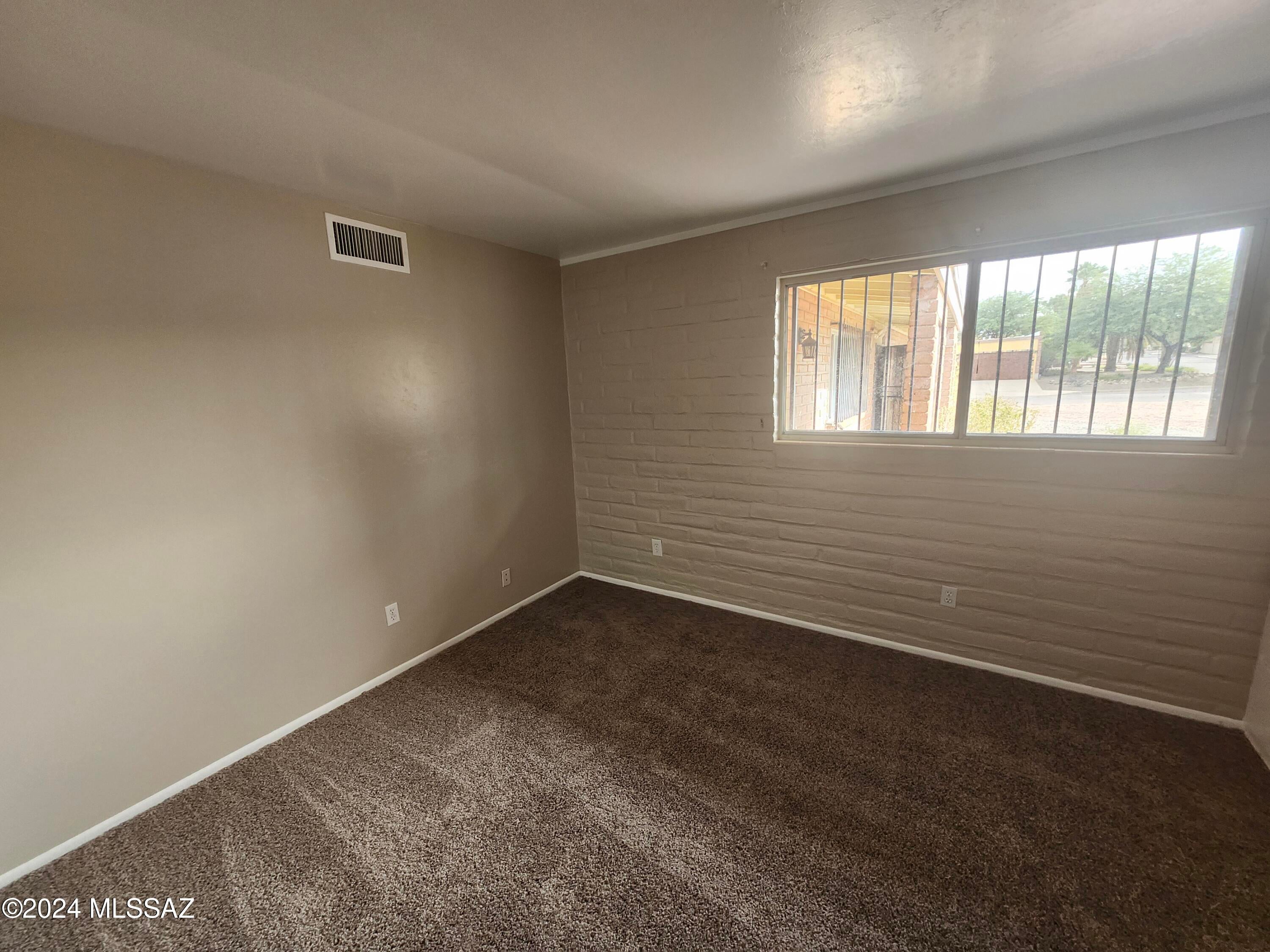 El Conquistador Estates - Residential Lease