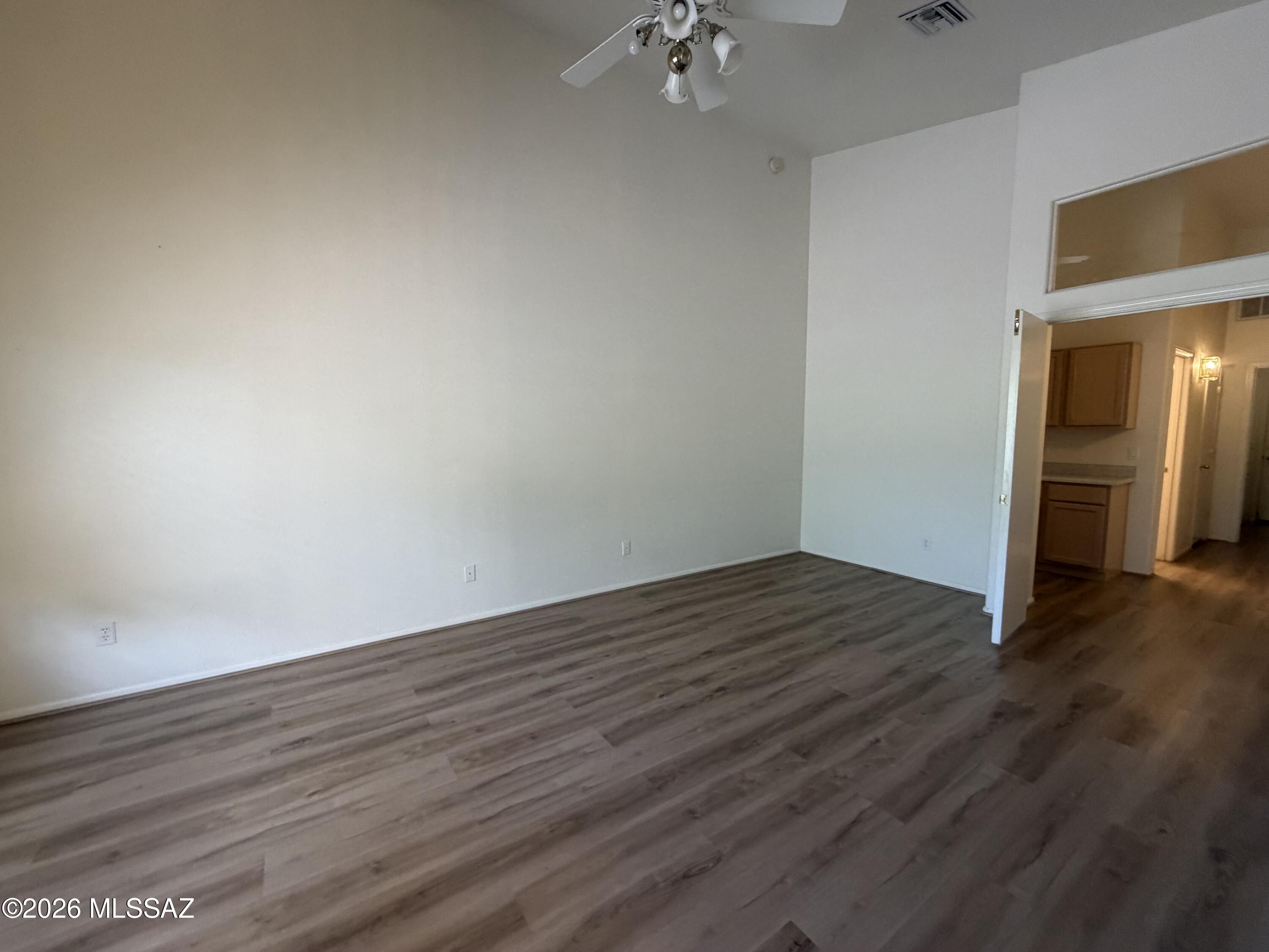 Silver Pass (1-276) - Residential Lease