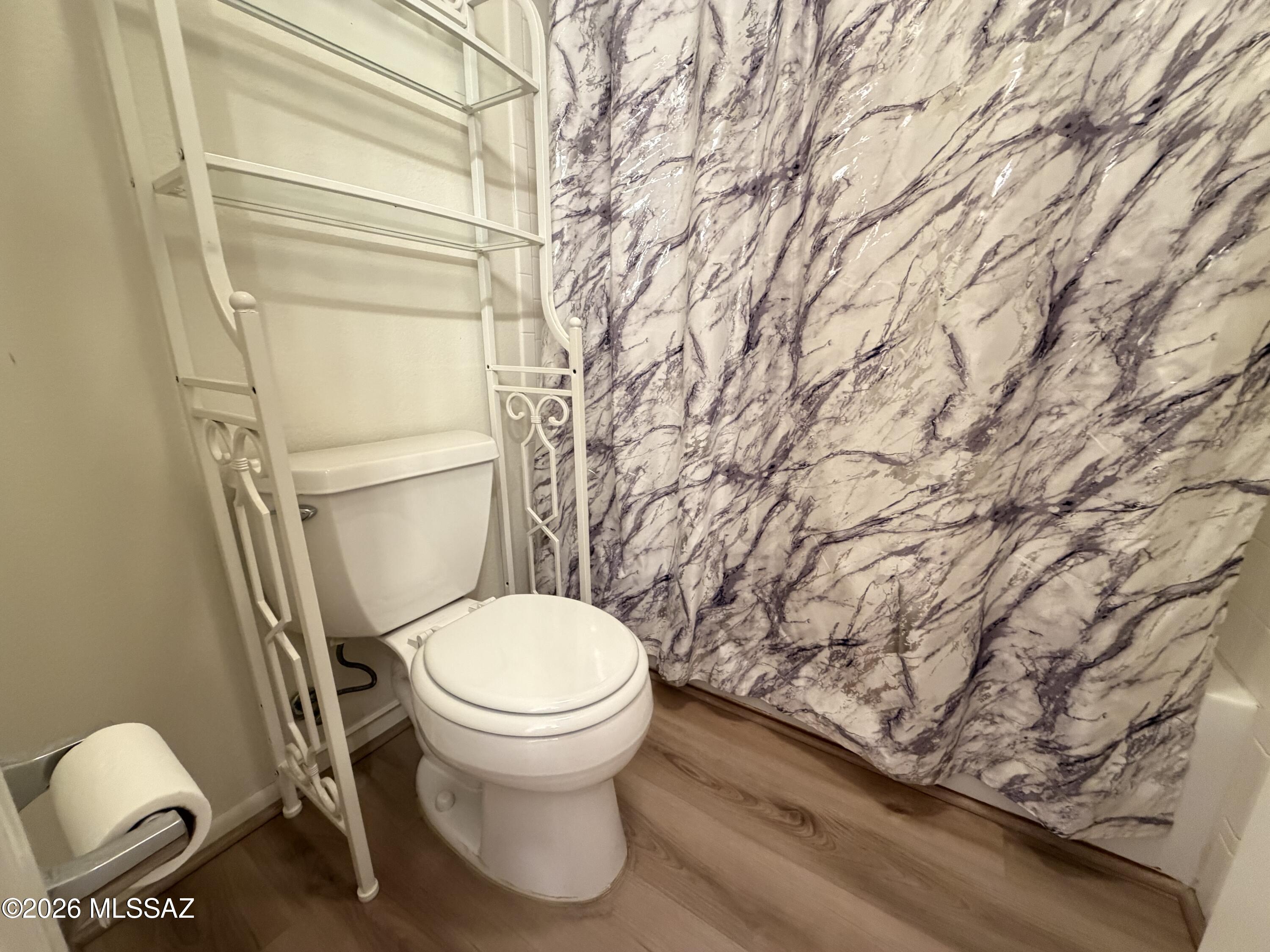 Silver Pass (1-276) - Residential Lease
