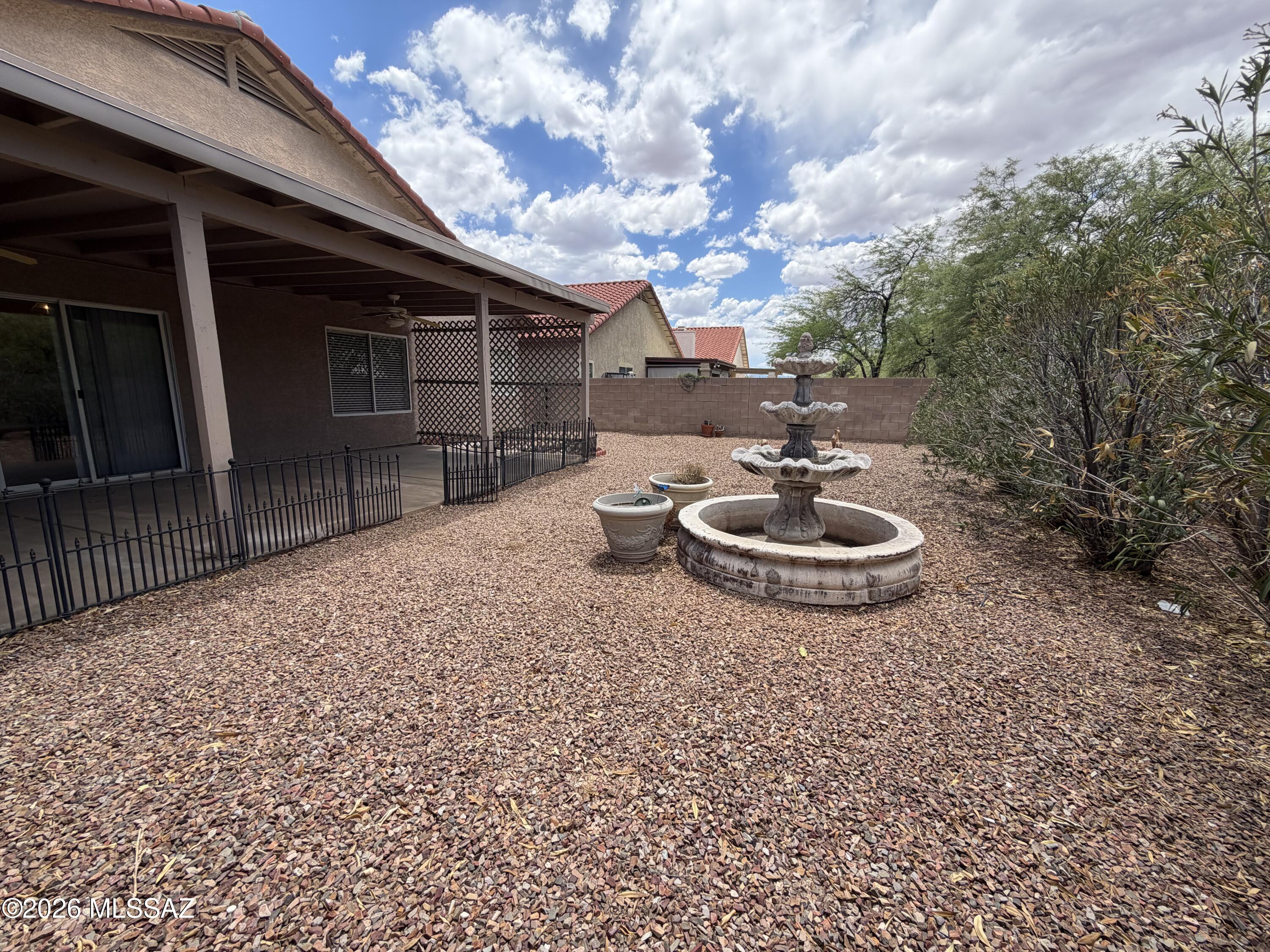 Silver Pass (1-276) - Residential Lease