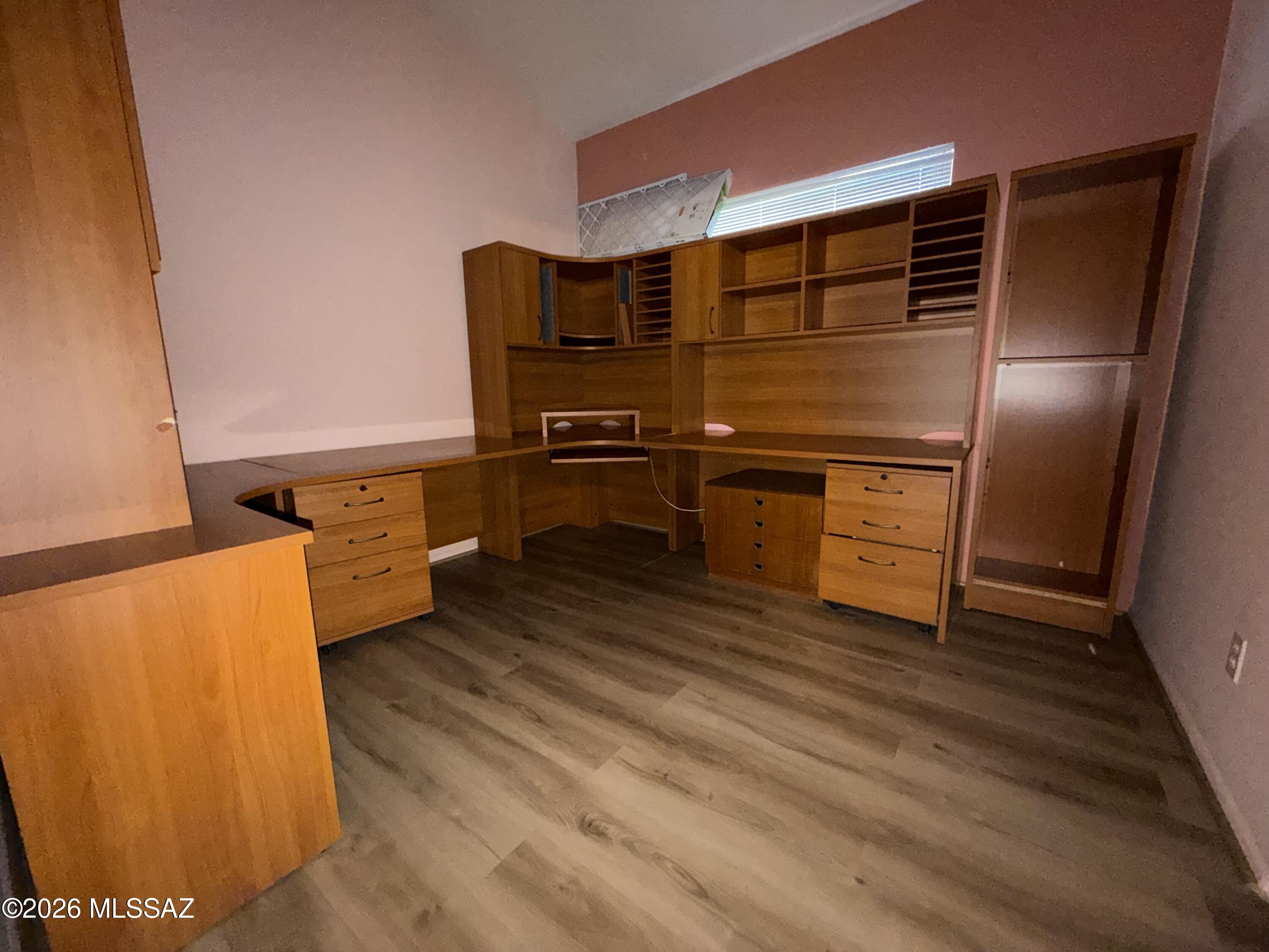 Silver Pass (1-276) - Residential Lease