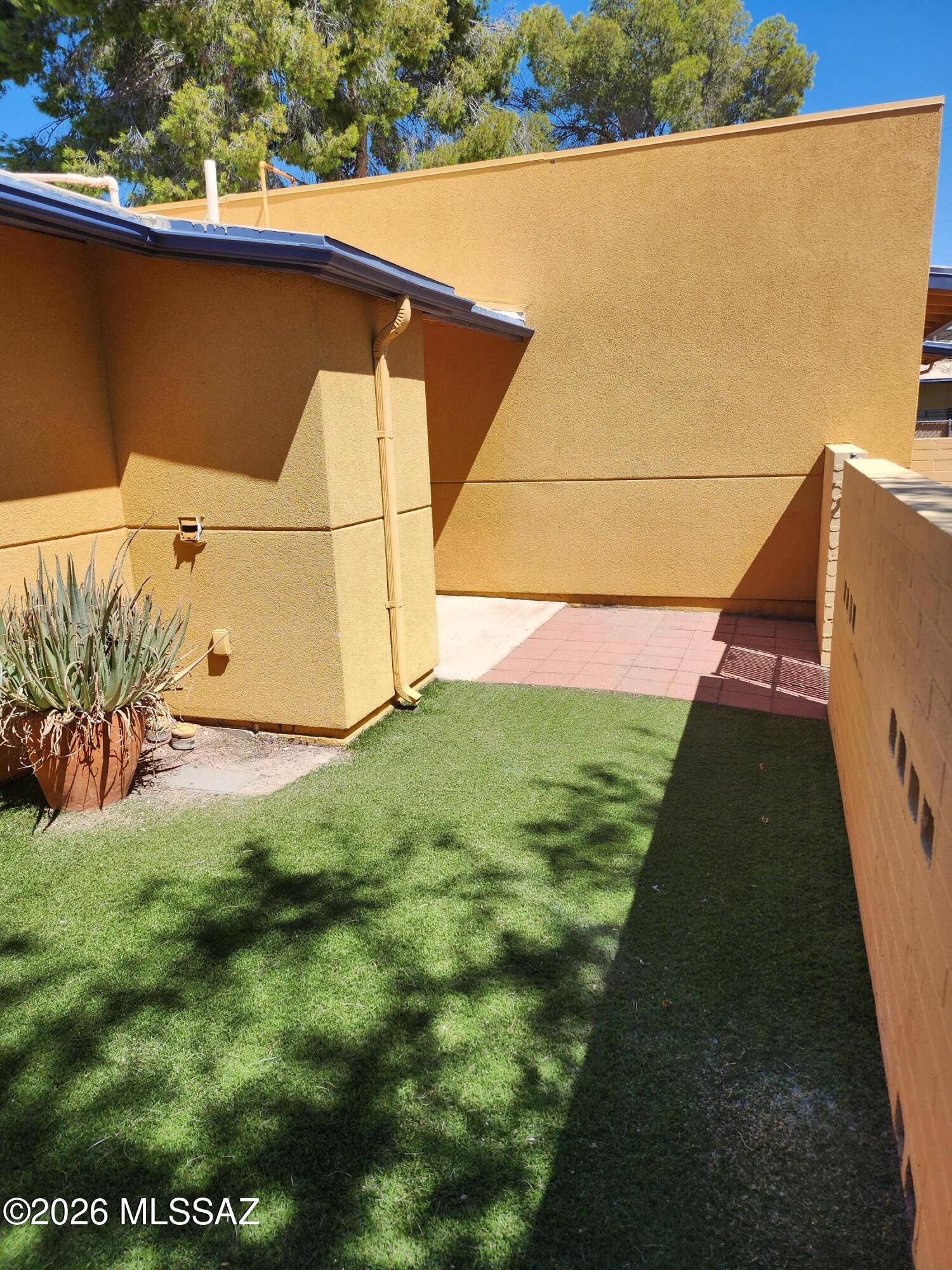 Sunset Foothills Condos (1-201) - Residential Lease
