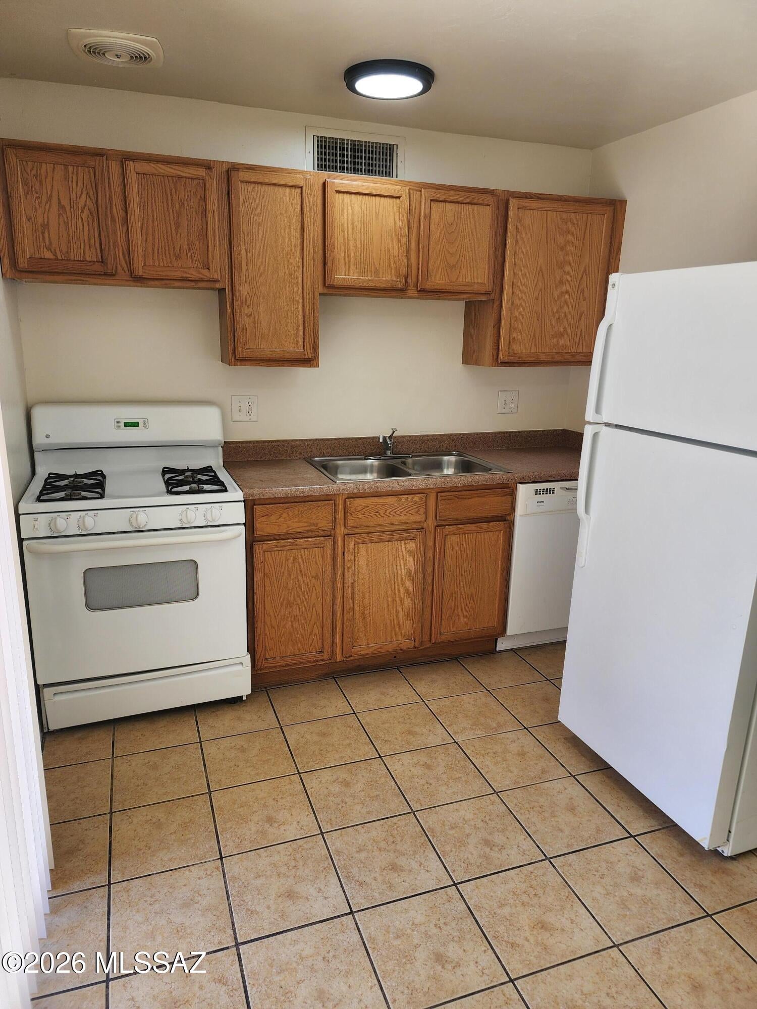 Sunset Foothills Condos (1-201) - Residential Lease
