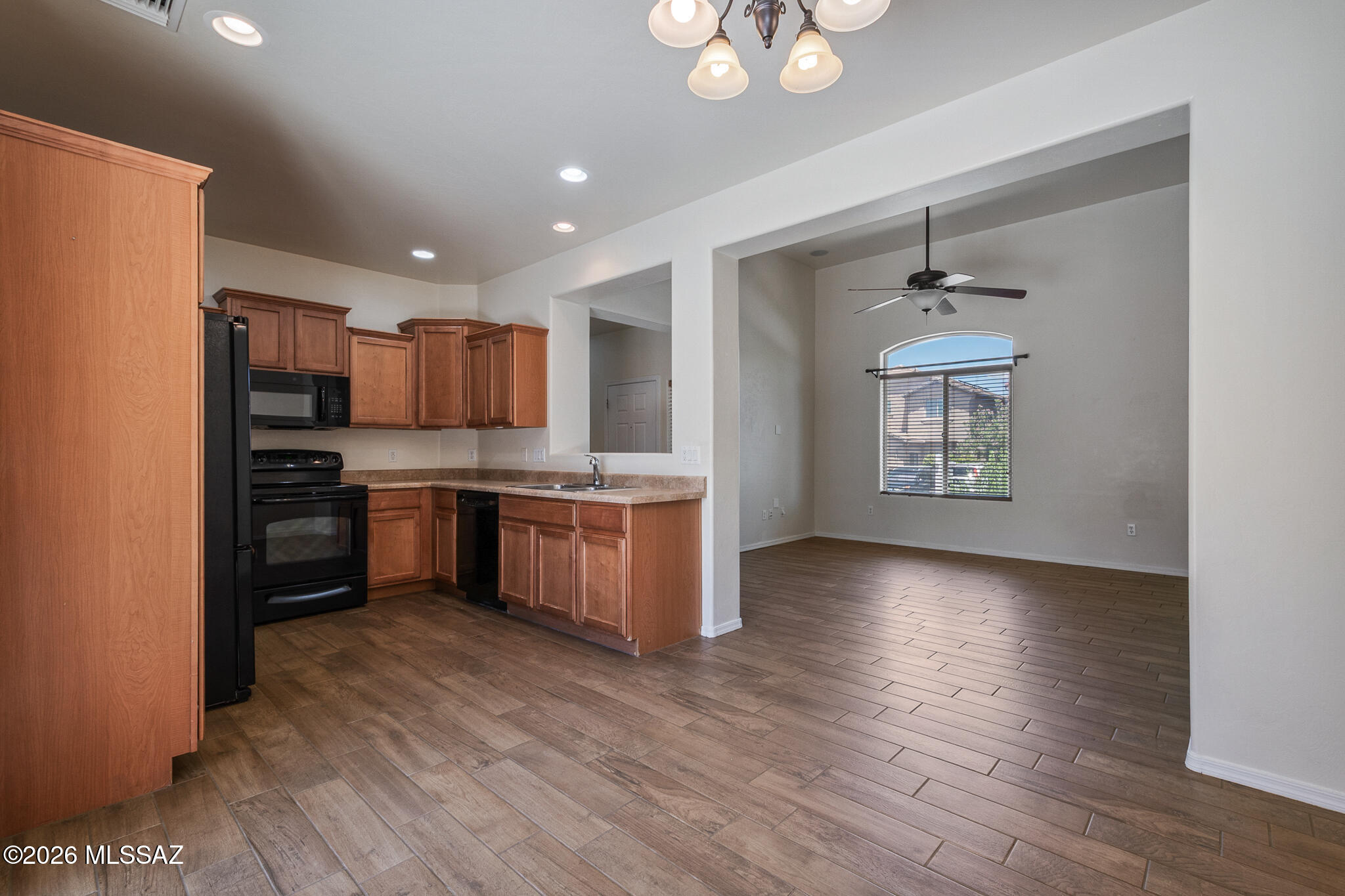 Sierra Morado Unit 2 West - Residential