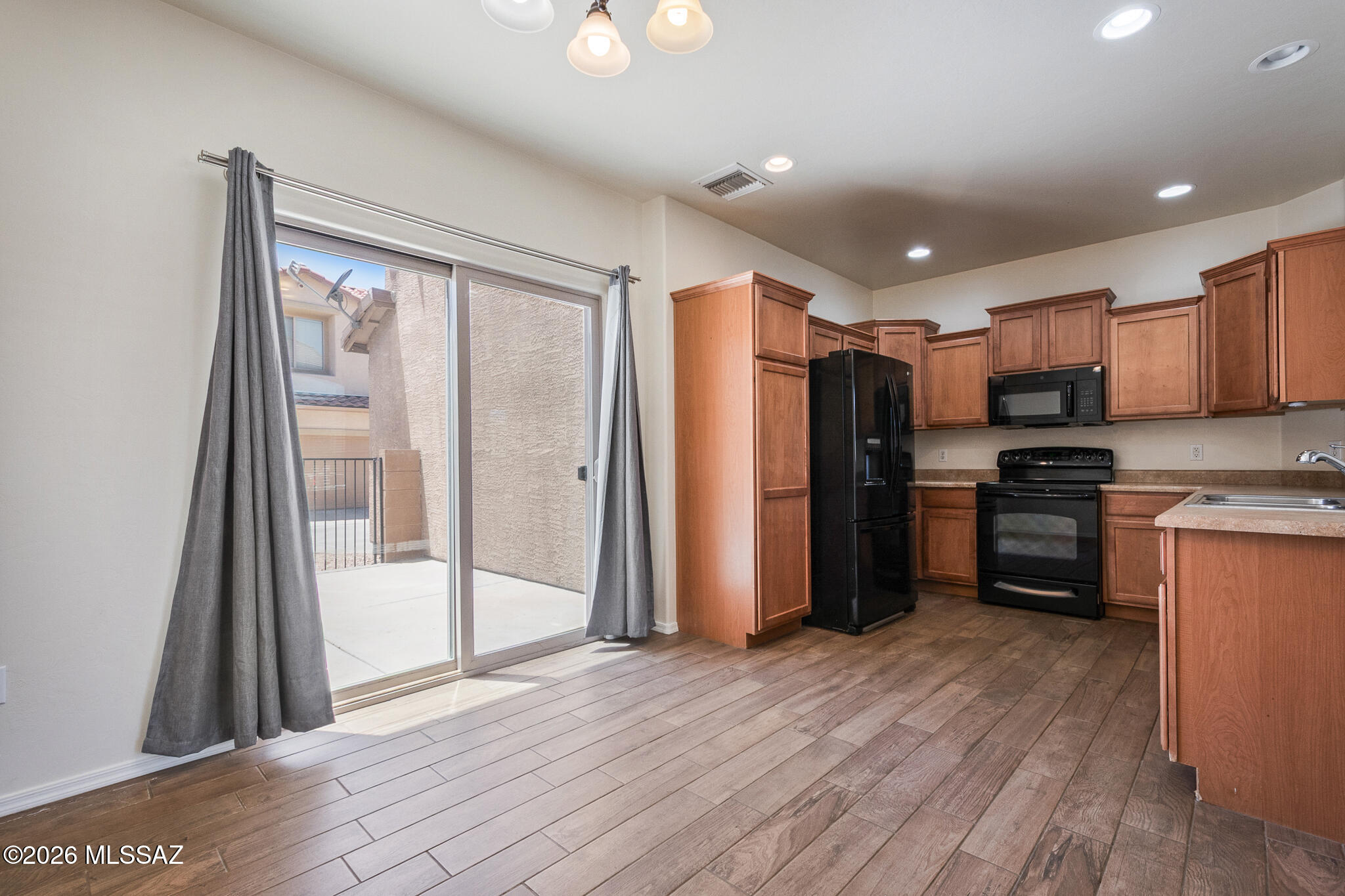 Sierra Morado Unit 2 West - Residential