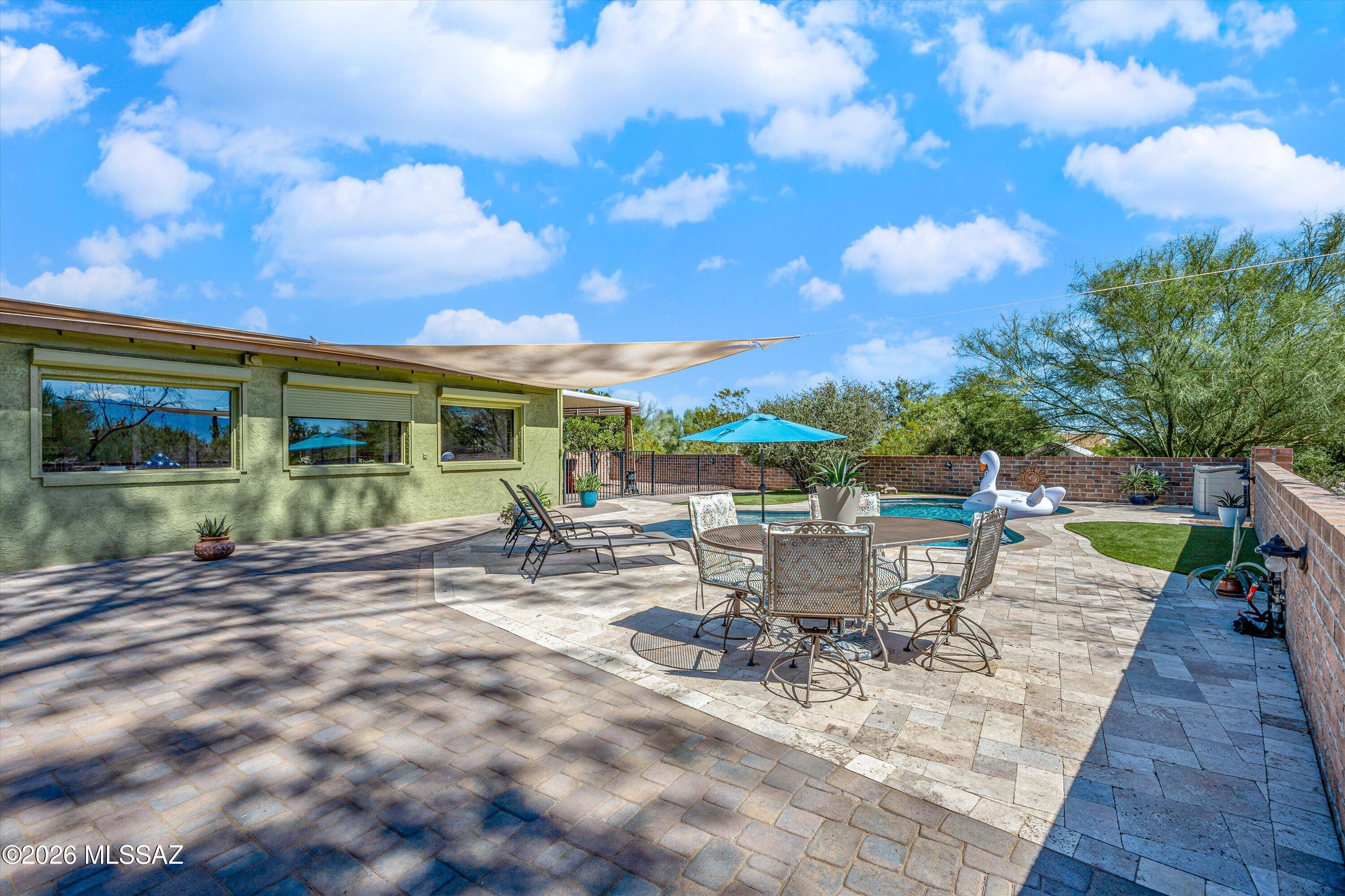 Valle Verde Del Norte (1-100) - Residential