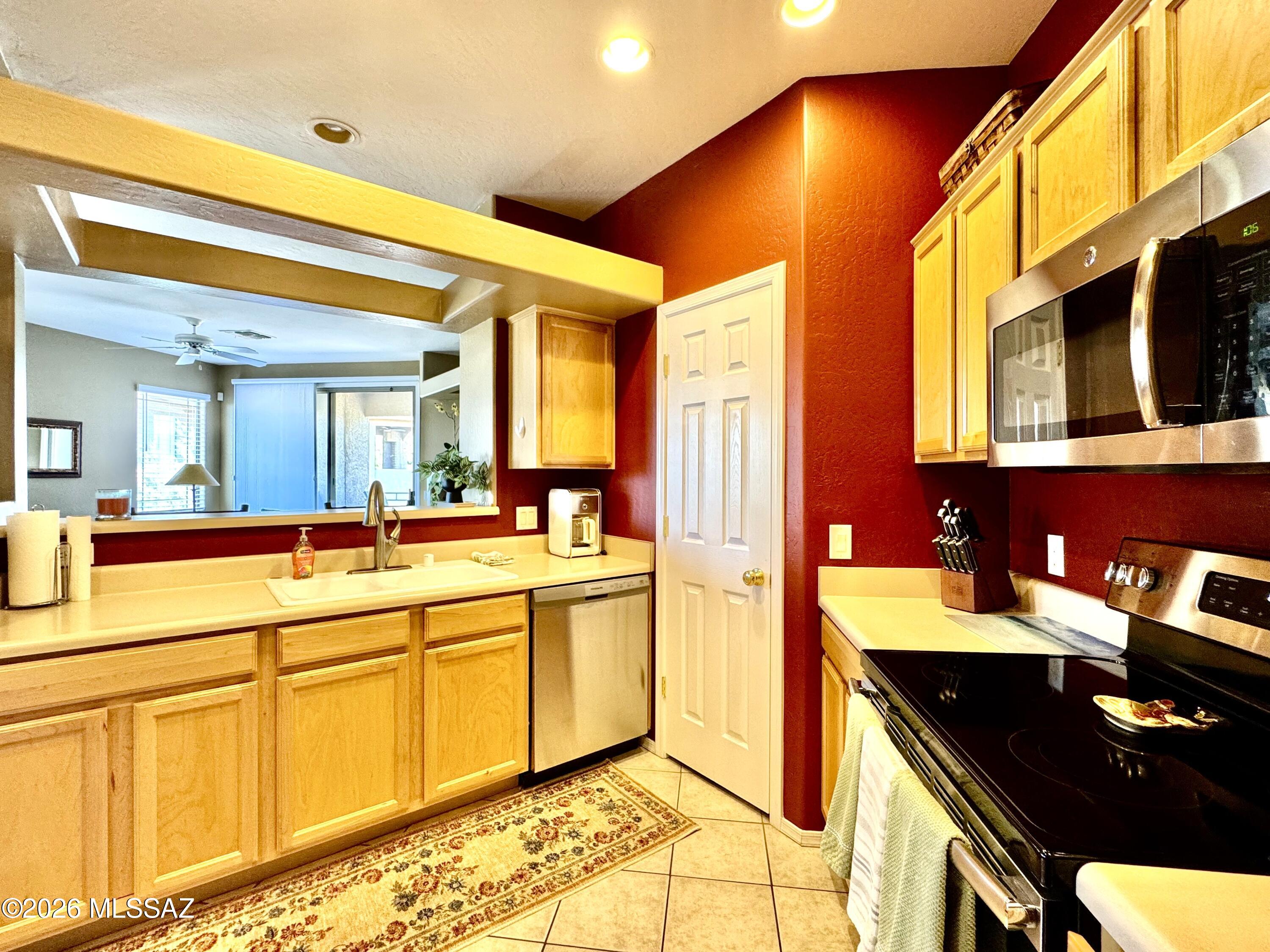 Vistoso Golf Casitas (101-126, 201-226) - Residential Lease