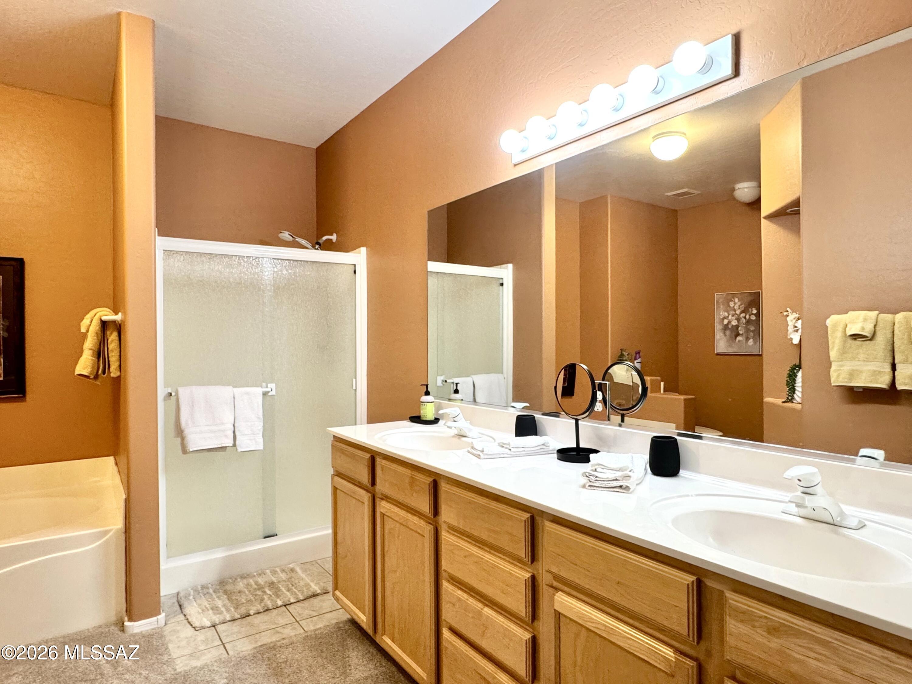 Vistoso Golf Casitas (101-126, 201-226) - Residential Lease