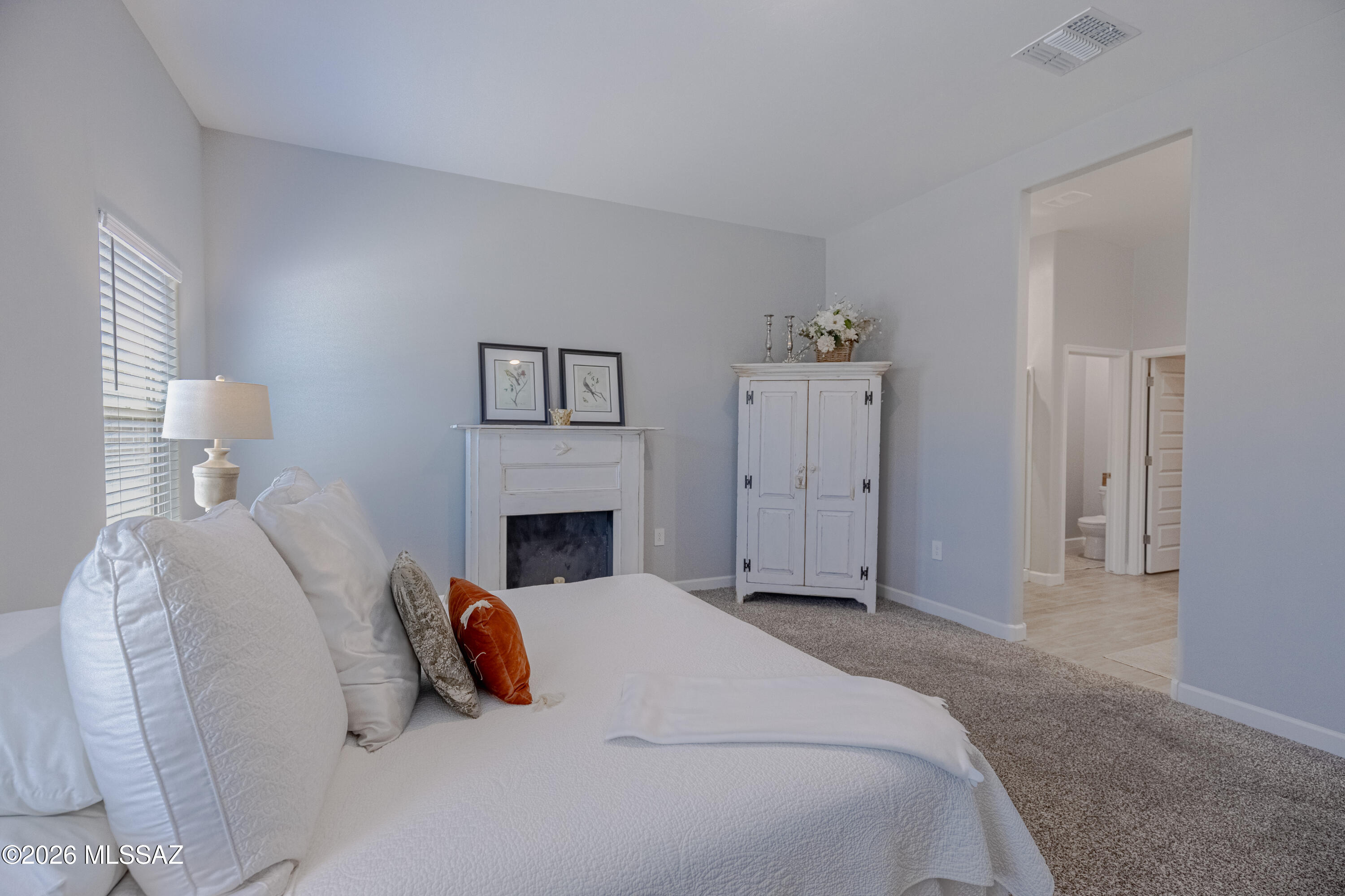 Saguaro Bloom 7B - Residential